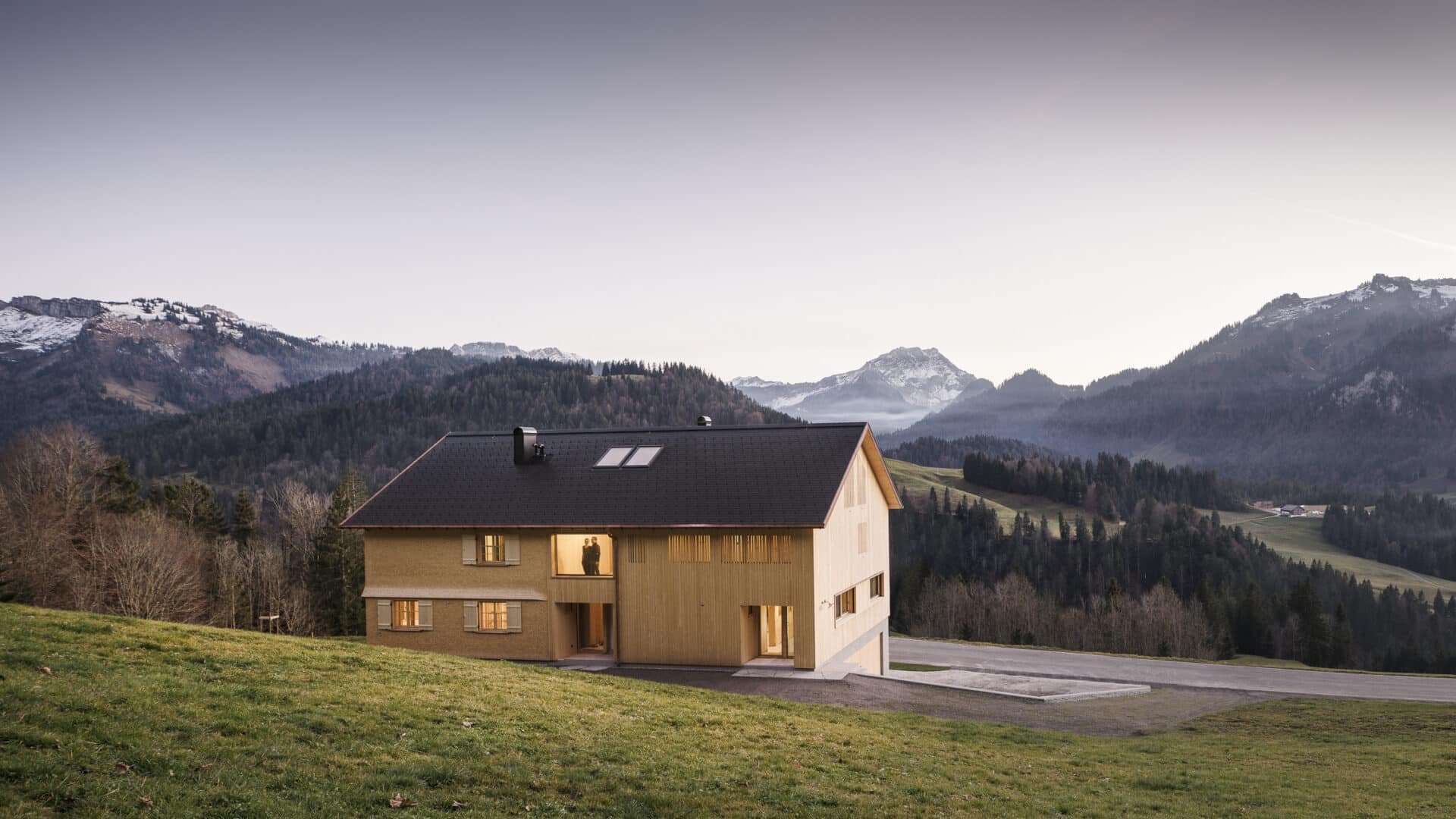 Holzhaus in der Landschaft, Halwina Hideaway