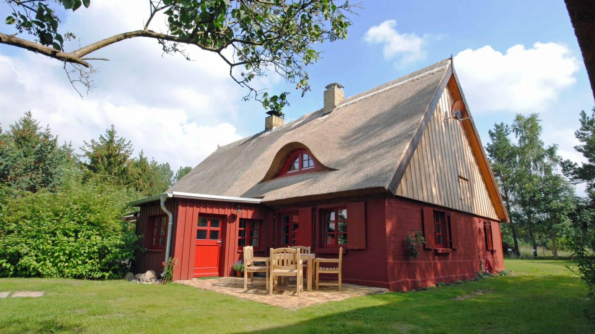 Roter Schwede, Pommernhaus, Mecklenburg-Vorpommern, Haff, Ferienhaus, besondere Unterkunft, Meer, Ostsee, Küste,individuelles Ferienhaus
