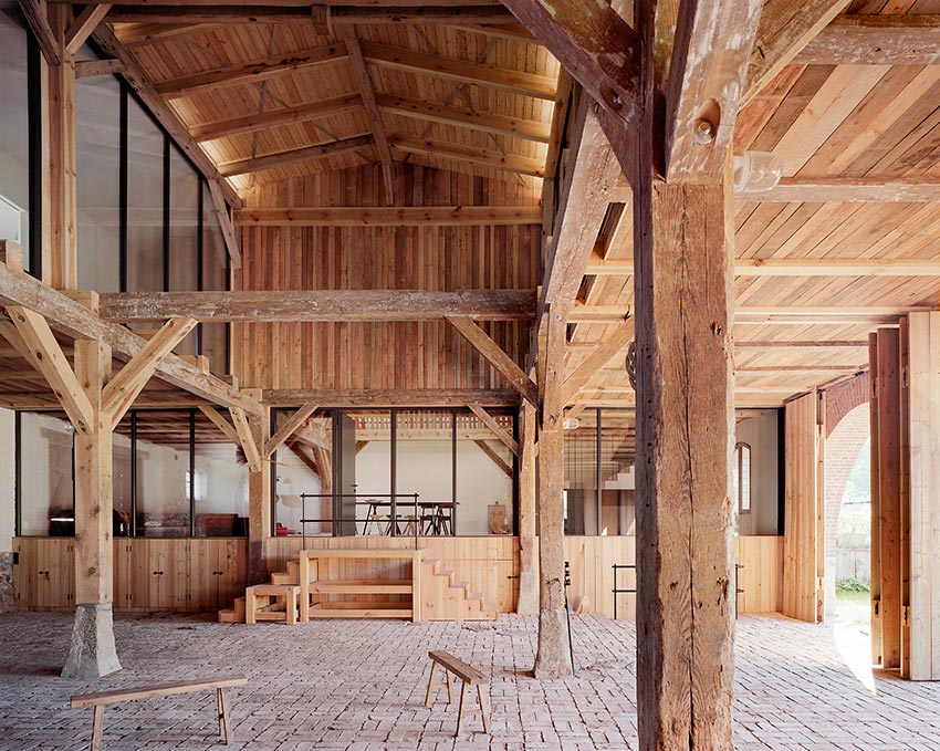 Große Halle im Haupthaus der Roten Scheune