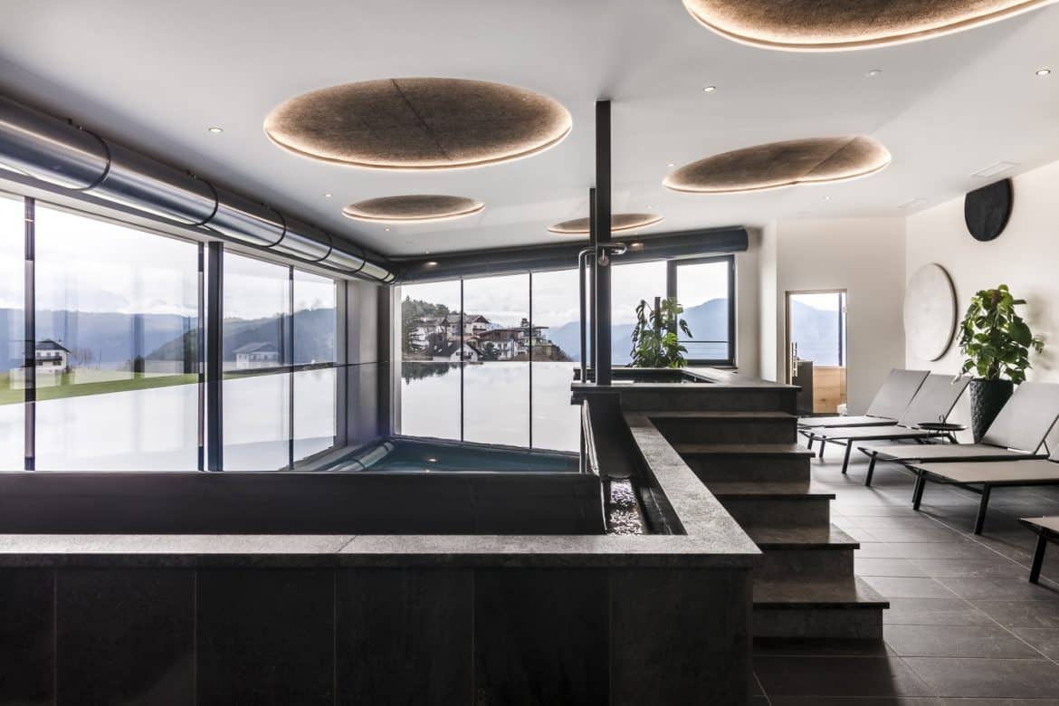 Hotel Luis & die Buabm, Jenesien, Südtirol, Italien, Berge, Architektur, Design, modern design