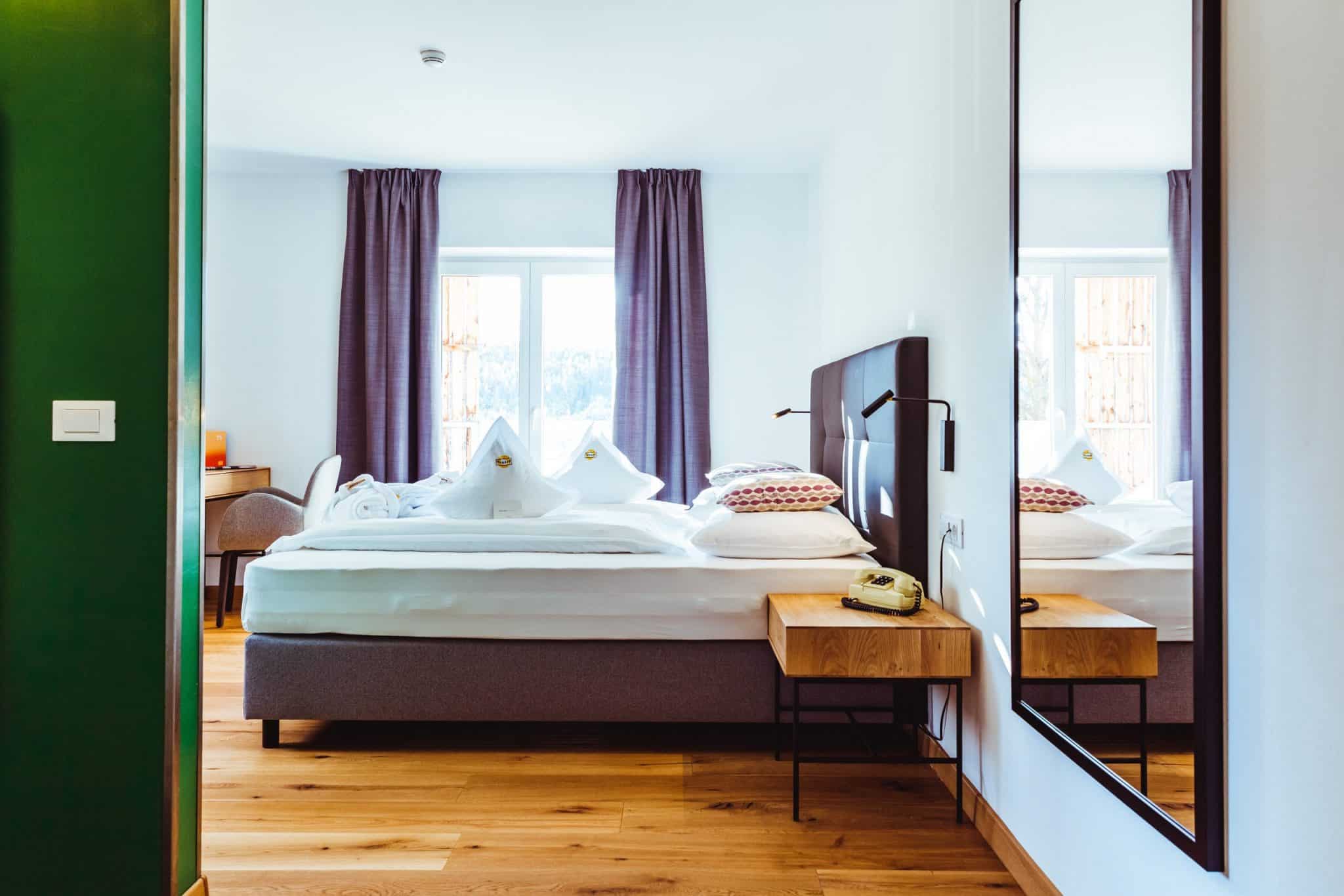 Gourmet- und Boutiquehotel Tanzer, Berge, Italien, Südtirol, Gaut Millau, Food Hotel, Design, moderne Architektur