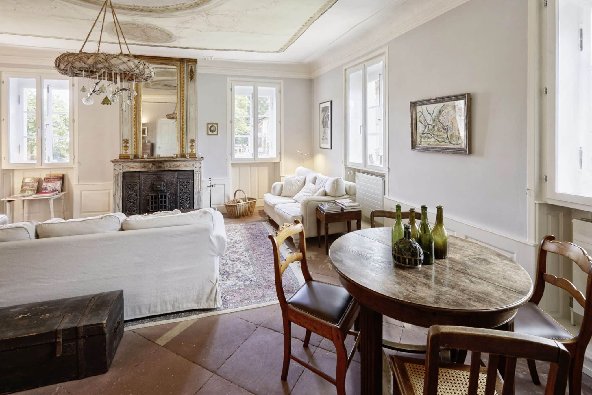 Drinnen_Raum_1_12_look