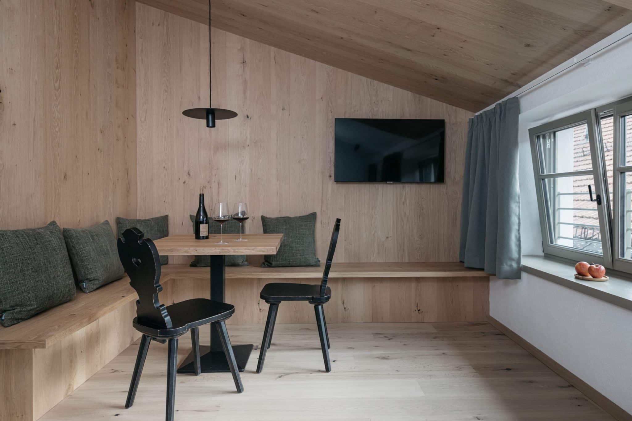 bureaurabensteiner, bureaurabensteiner, Ida apartments, Sterzing, Südtirol, Design-Ferienwohnung, Design-Apartments, Boutique-Hotel, Design-Hotel, South Tyrol, architecture, Altbau, Denkmal, Architektur