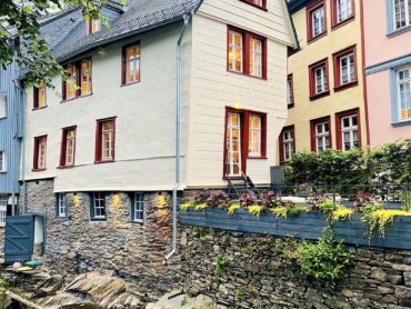 Auszeit, Ferienhaus, Fachwerkhaus, Monschau, Eifel, Design-Ferienhaus, Boutique-Hotel, Ferienunterkunft, Ferienwohnung, Architektur, Architektenhaus