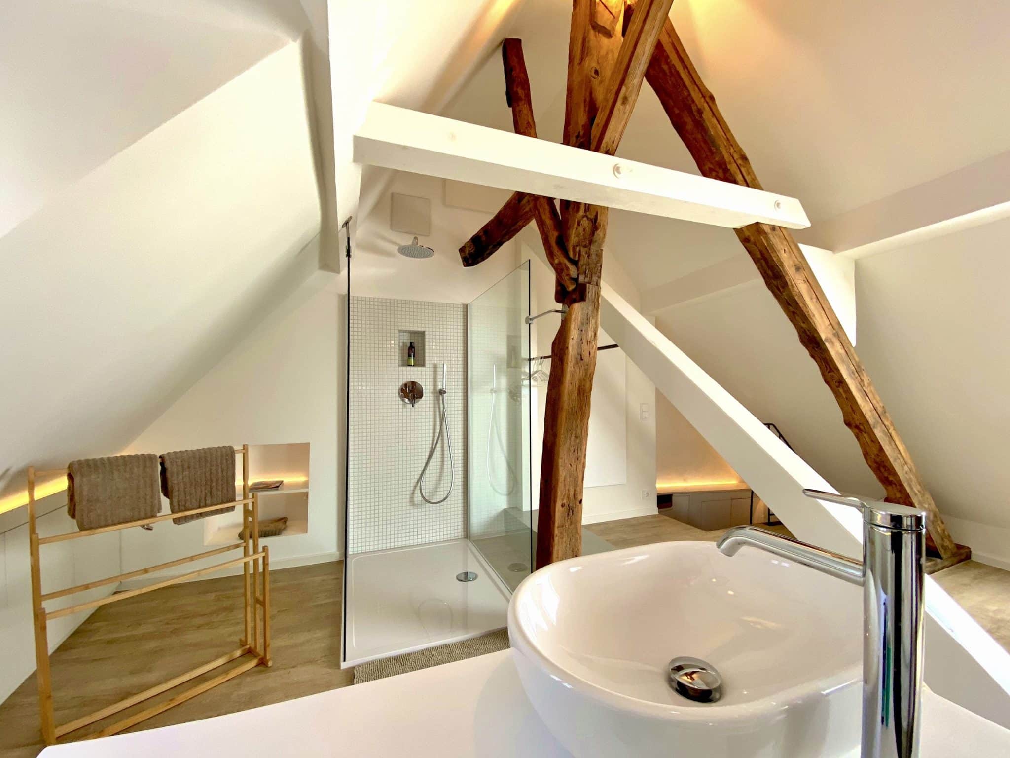 Auszeit, Ferienhaus, Fachwerkhaus, Monschau, Eifel, Design-Ferienhaus, Boutique-Hotel, Ferienunterkunft, Ferienwohnung, Architektur, Architektenhaus