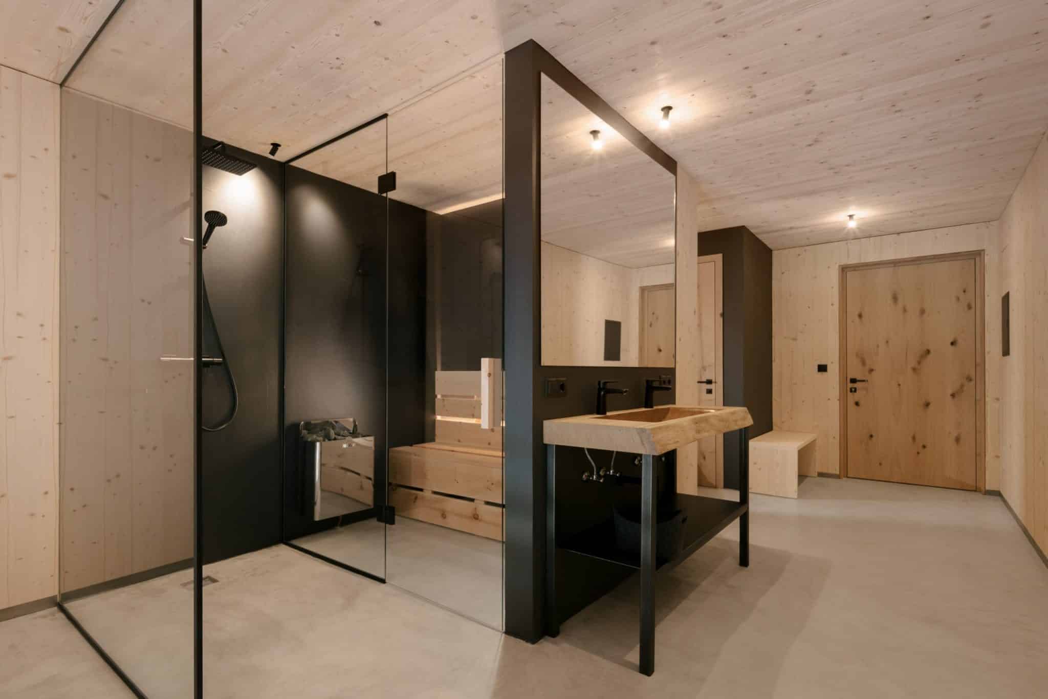 different mountain suites, bathroom