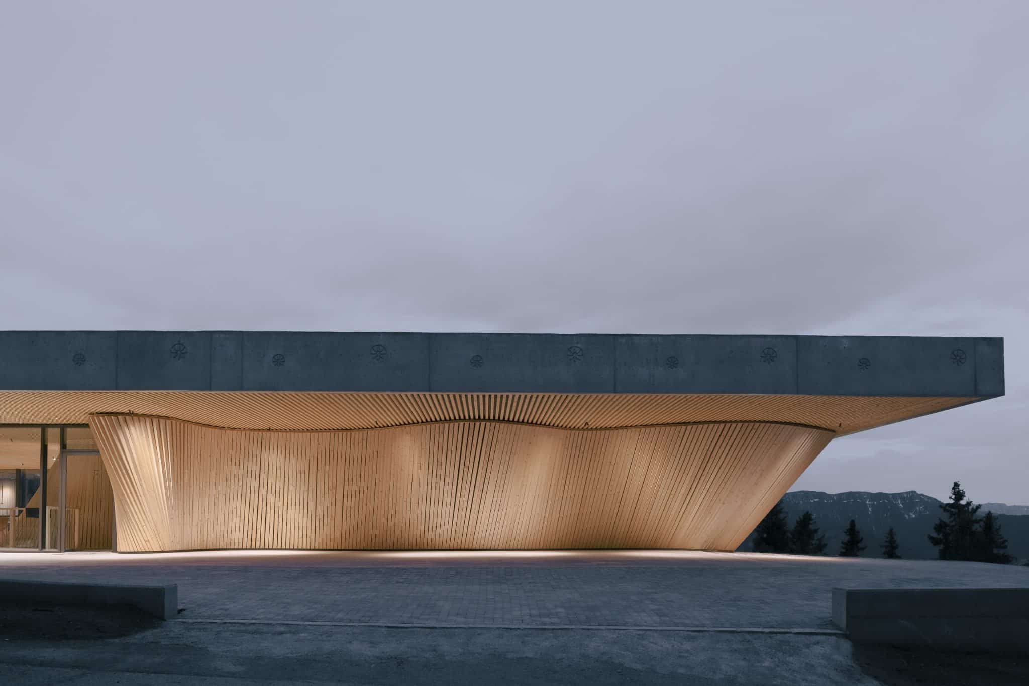 anders mountain suites, view of the facade of the house