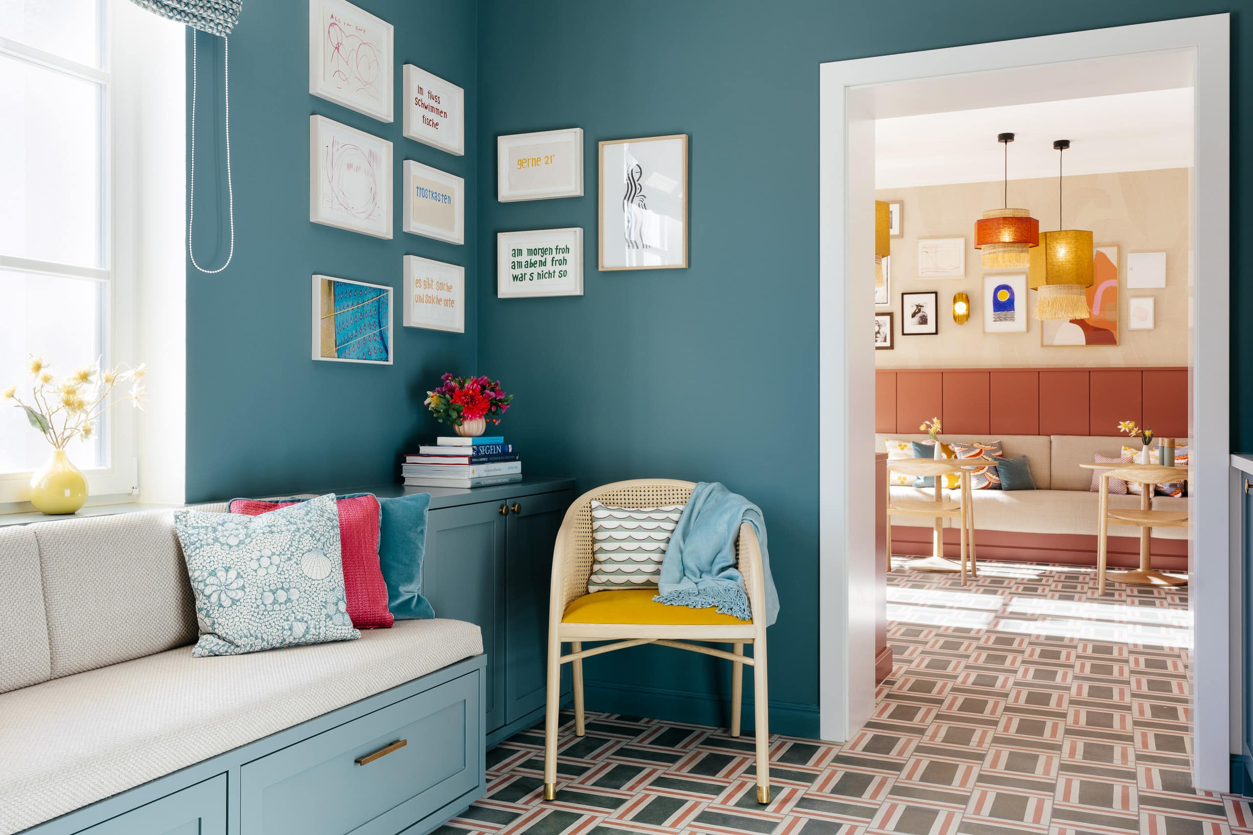 Sitzecke im Zimmer in der Villa Alma