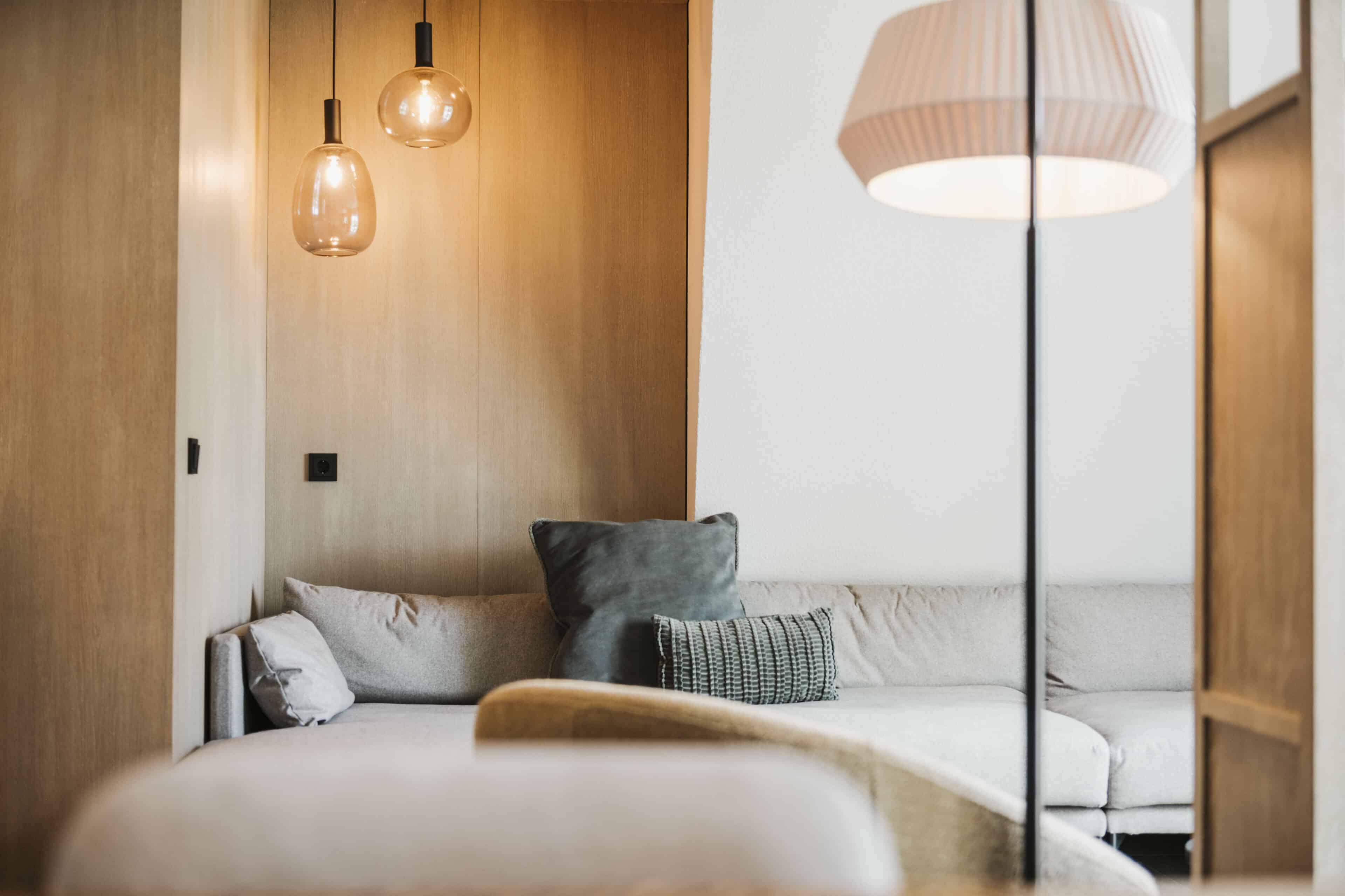 Sofaecke im Zimmer des Seehotel Gronau