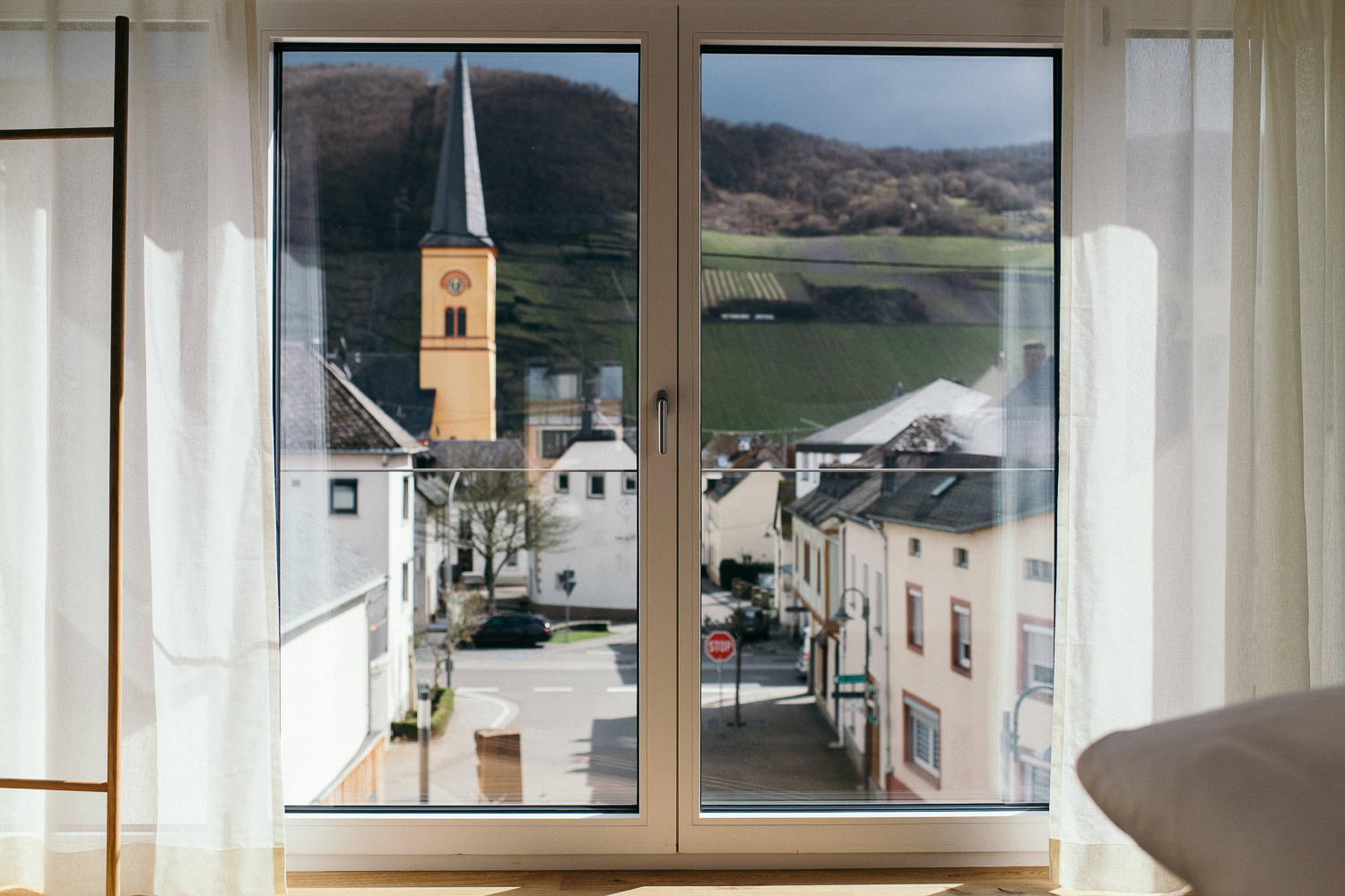 Design-Ferienwohnung, Mosel, moderne Architektur, Ferienhaus für Großfamilien Ferienhaus für Gruppen, Ferienhaus am Fluss, Ferienhaus am Wasser, Moselle region, Moselregion