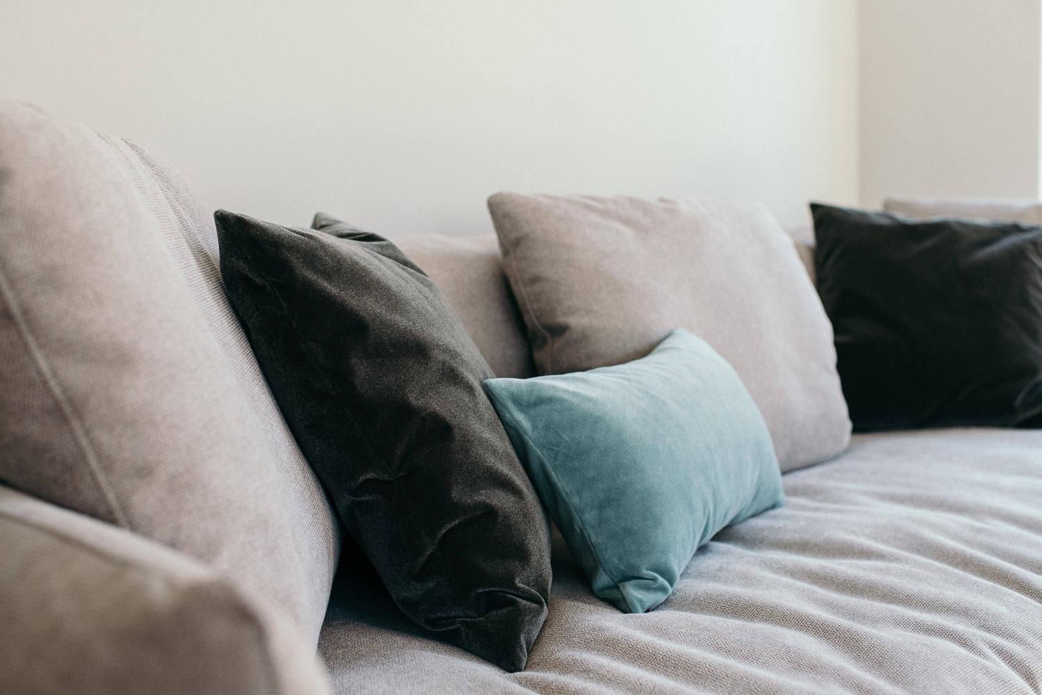 Design-Ferienwohnung, Mosel, moderne Architektur, Ferienhaus für Großfamilien Ferienhaus für Gruppen, Ferienhaus am Fluss, Ferienhaus am Wasser, Moselle region, Moselregion