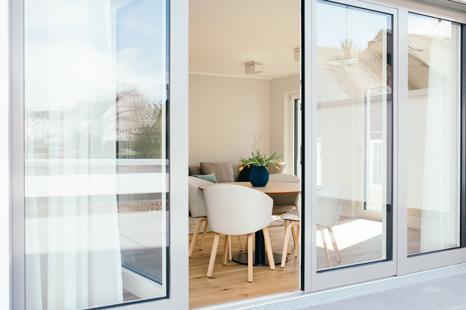 Design-Ferienwohnung, Mosel, moderne Architektur, Ferienhaus für Großfamilien Ferienhaus für Gruppen, Ferienhaus am Fluss, Ferienhaus am Wasser, Moselle region, Moselregion