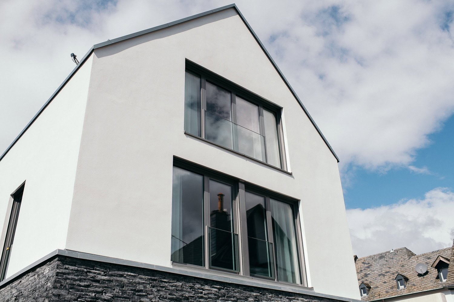 Design-Ferienwohnung, Mosel, moderne Architektur, Ferienhaus für Großfamilien Ferienhaus für Gruppen, Ferienhaus am Fluss, Ferienhaus am Wasser, Moselle region, Moselregion