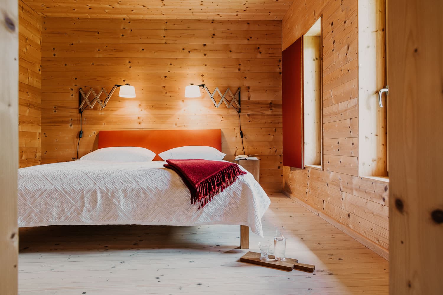 Doppelbett mit Leseleuchten im Haidl Madl