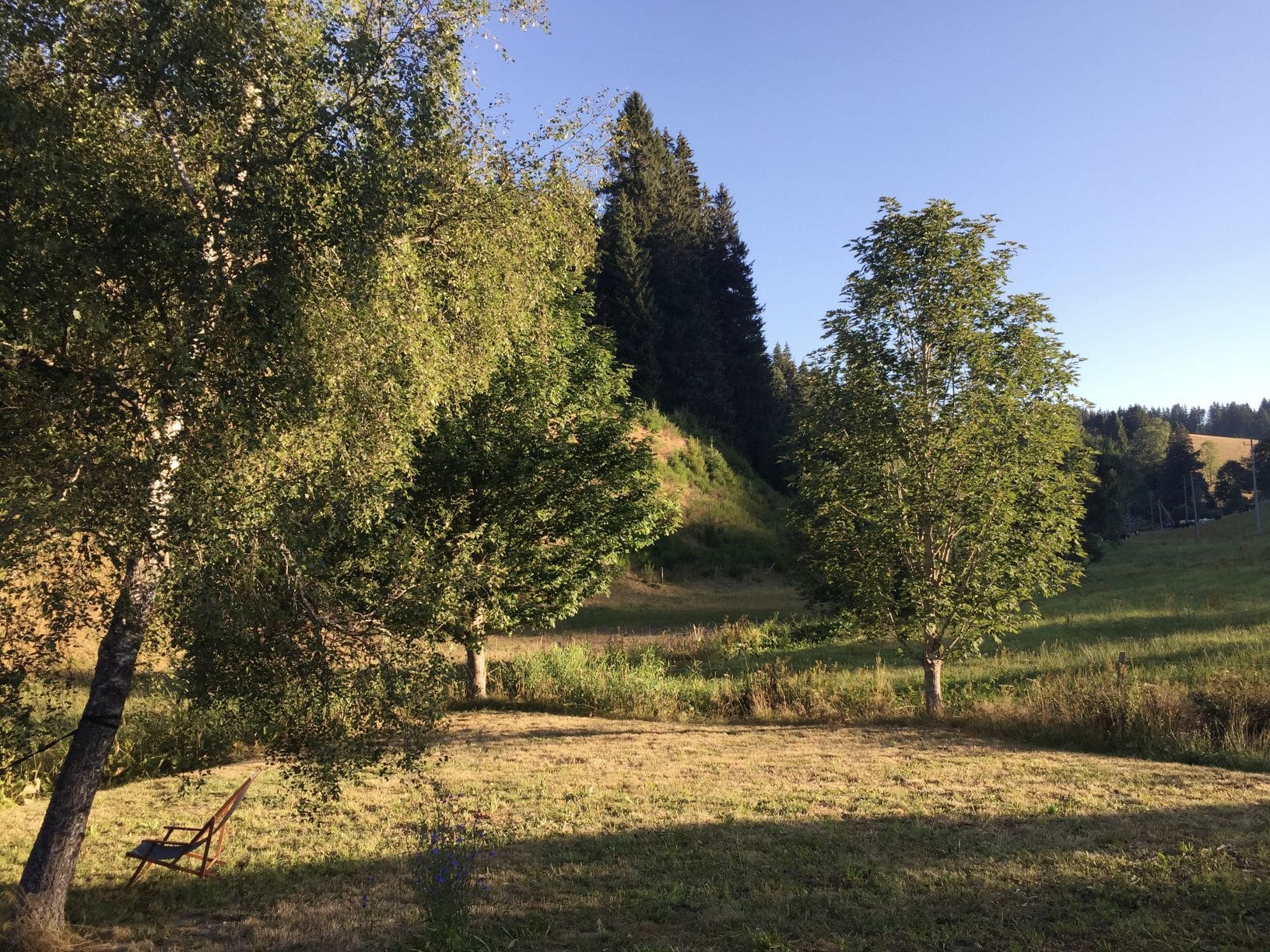 hügeliger Garten am Seilerhansenhof