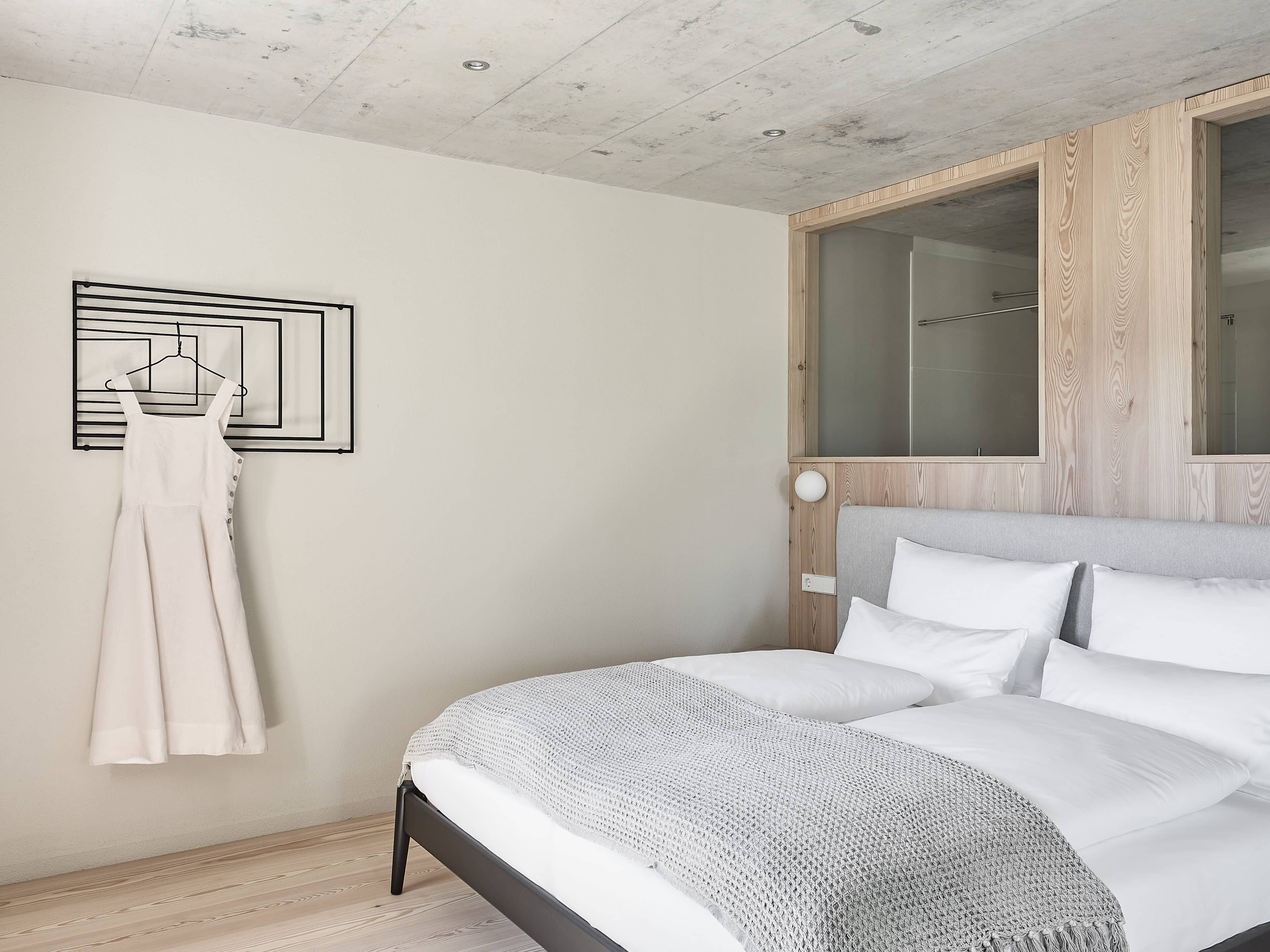 Doppelbett im Refugium Rochus