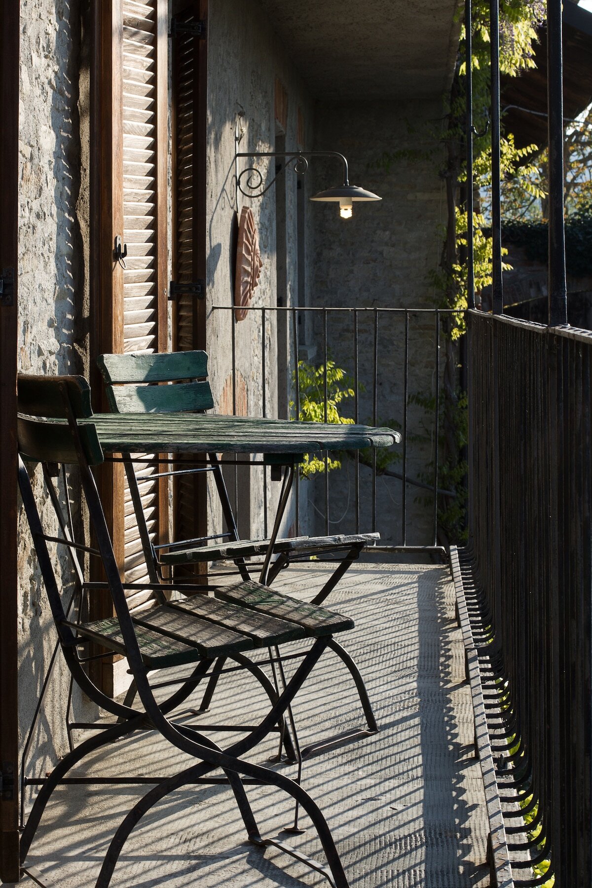 Sitzplatz auf dem Balkon des Ferienhaus Bocciarda, Serafina