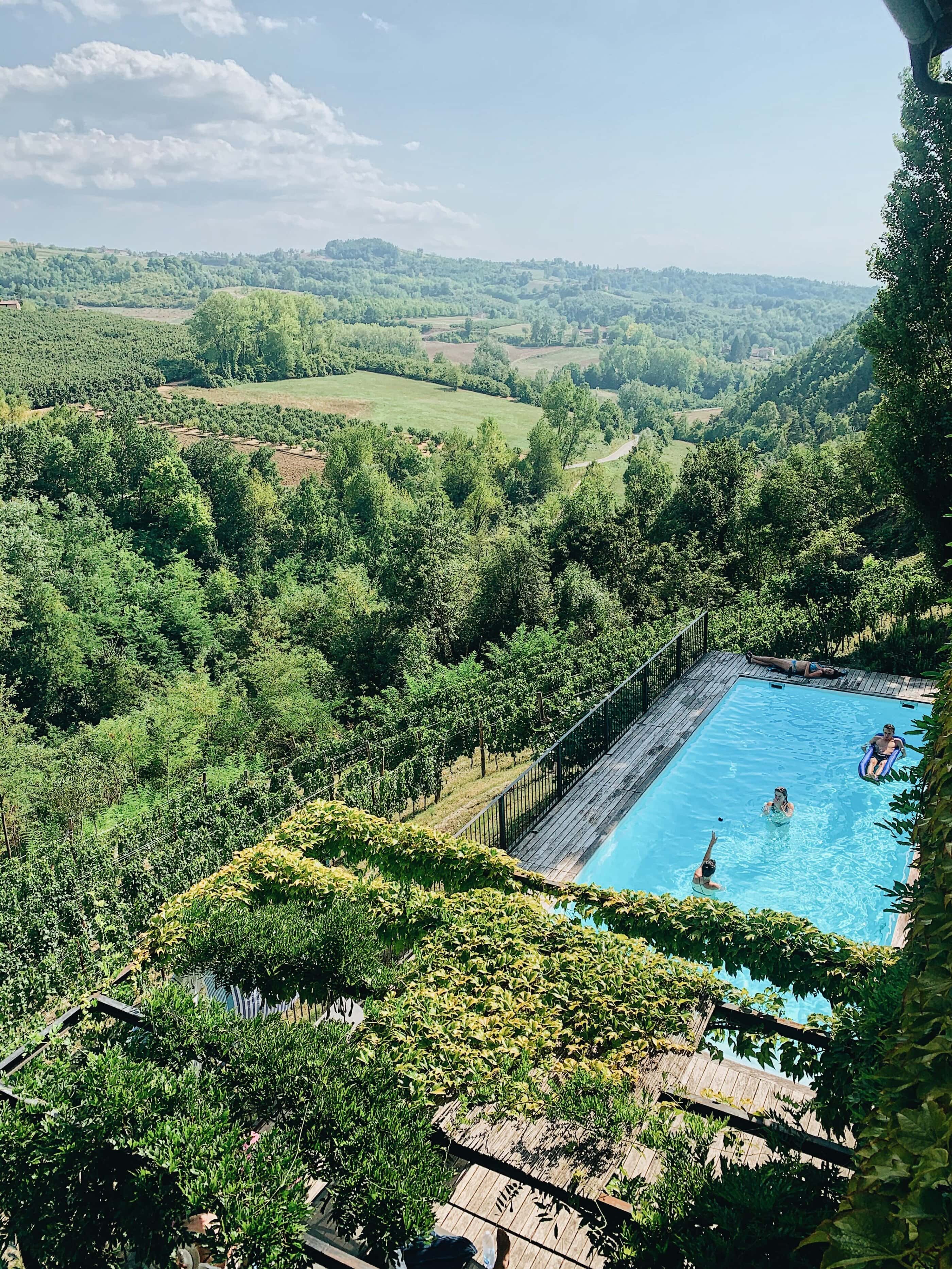 Draufsicht Ferienhaus mit Pool des Vereins Serafina
