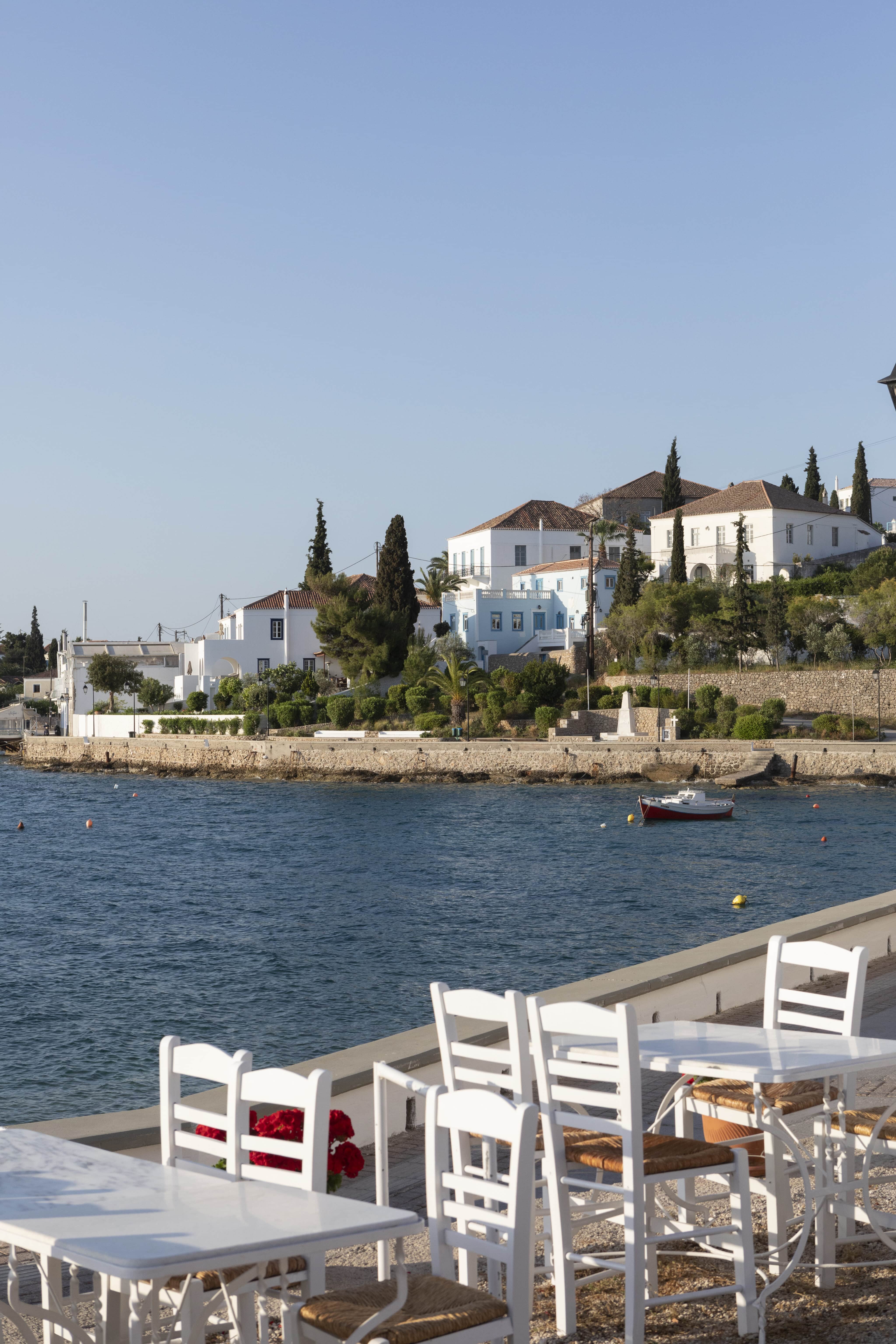 Hafen in Spetses, Hotel Yayaki