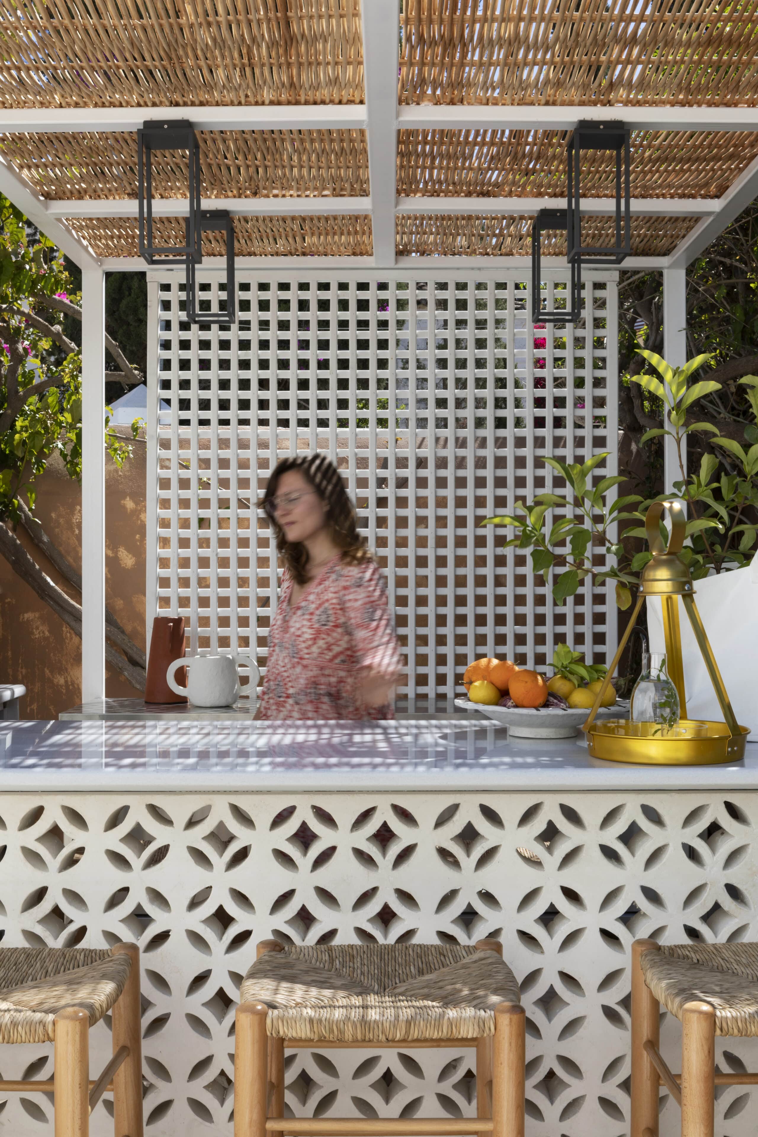 Bar im Außenbereich des Hotel Yayaki