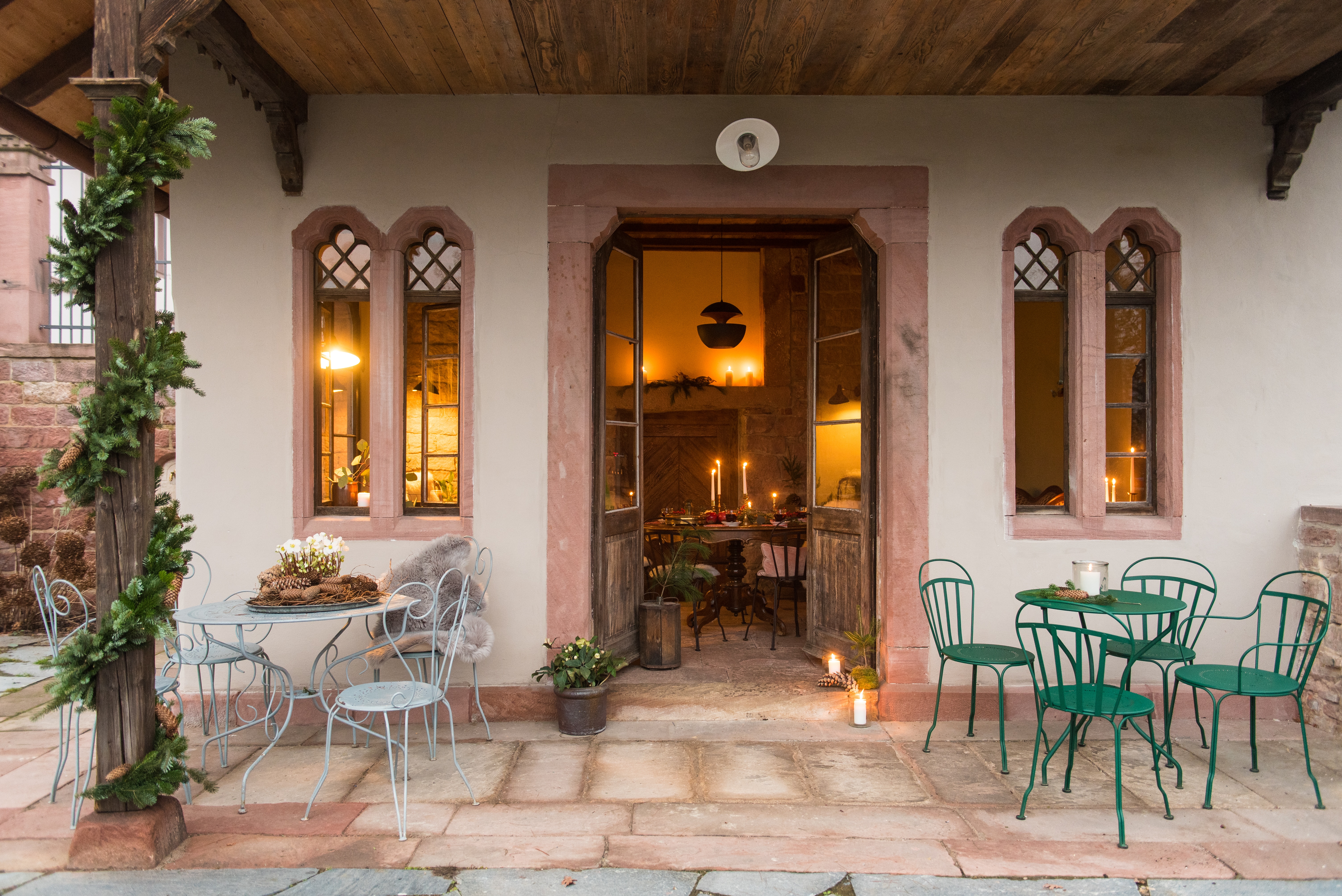 Terrasse und offene Tür in den Gastraum, Event im Palais Wunderlich