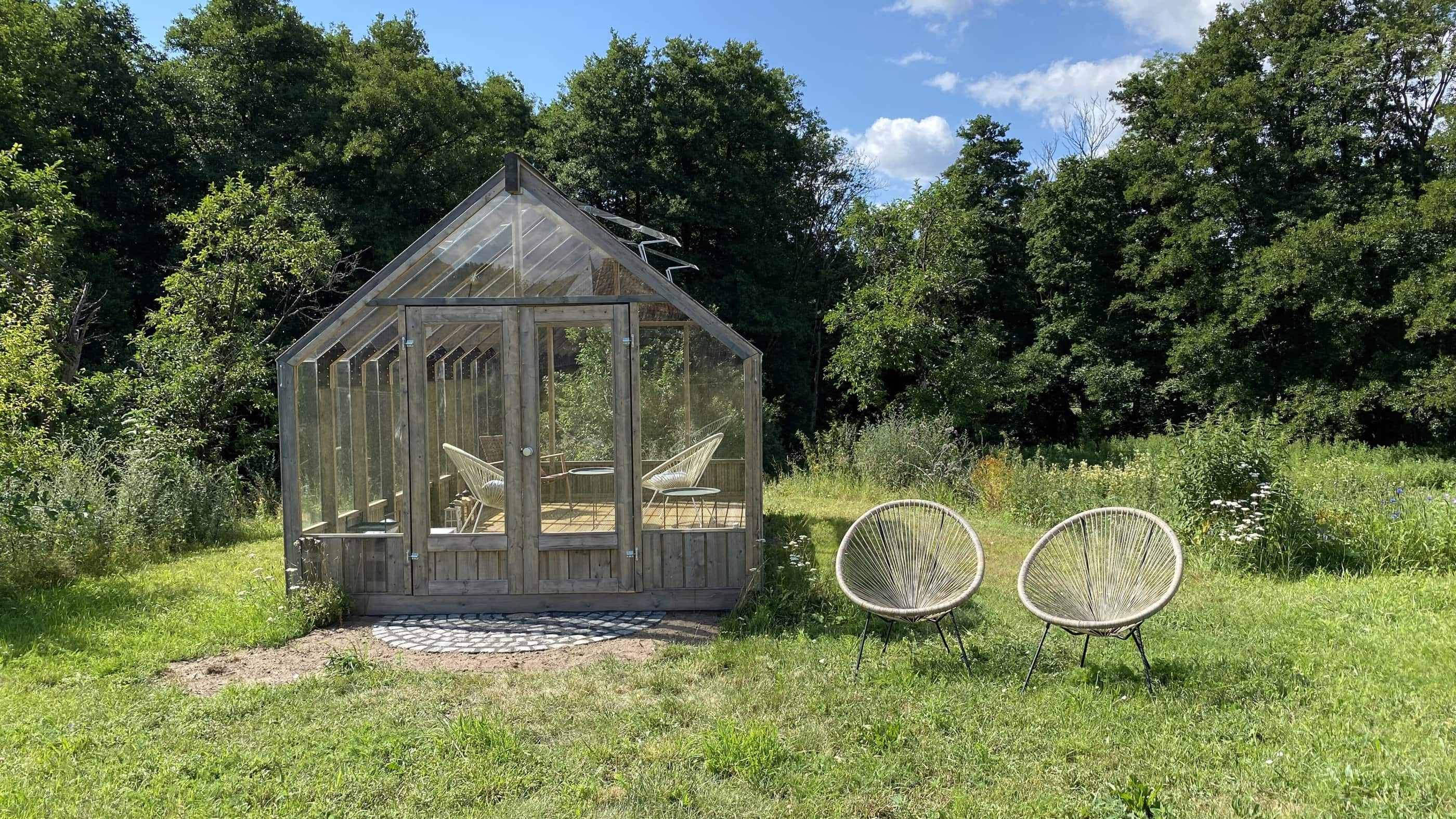 Garten und Gewächshaus im Ulmenhof