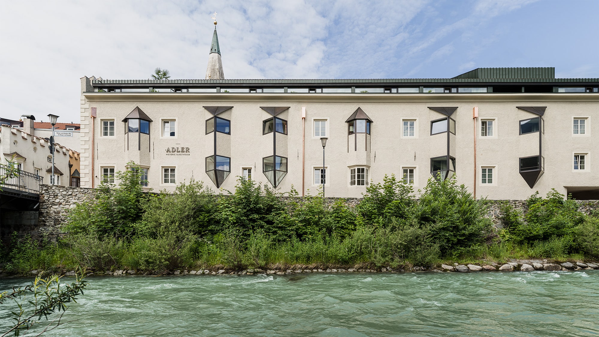Adler Historic Guesthouse und Fluss