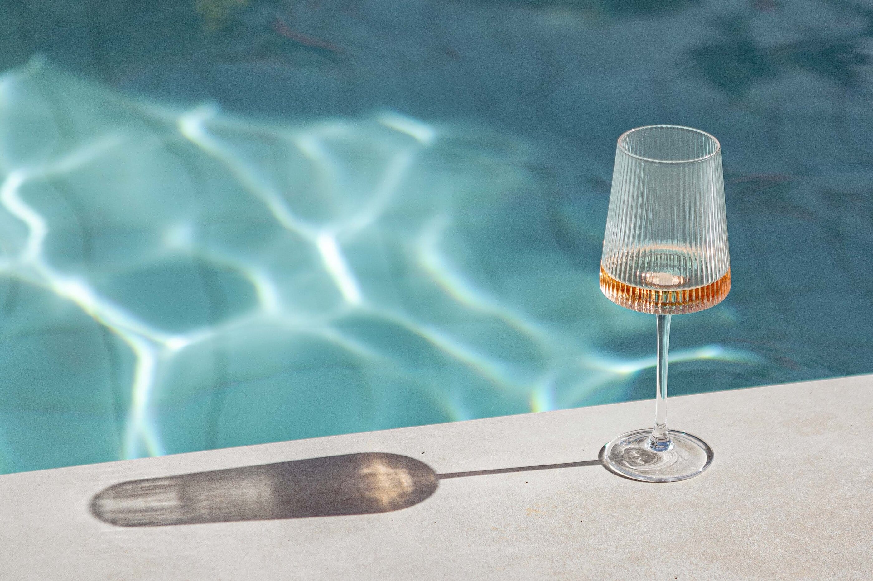 Glas am Pool, Ferienhaus âmago