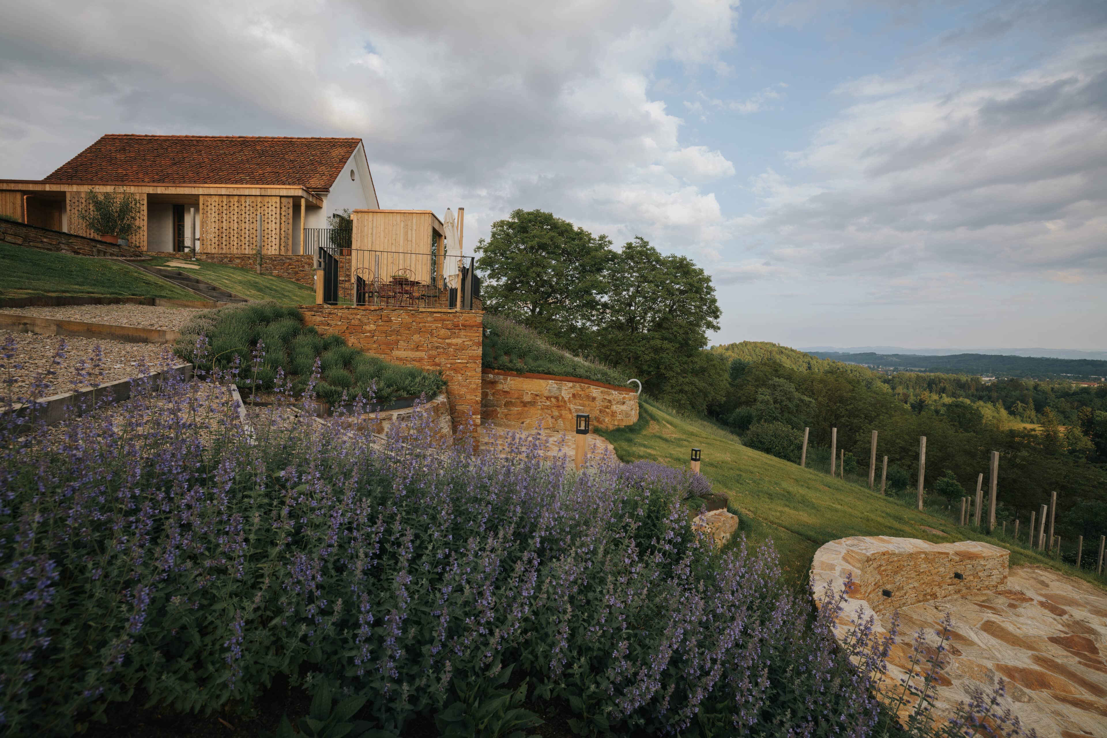 Seitliche Ansicht der Häuser, Am Wildbachberg