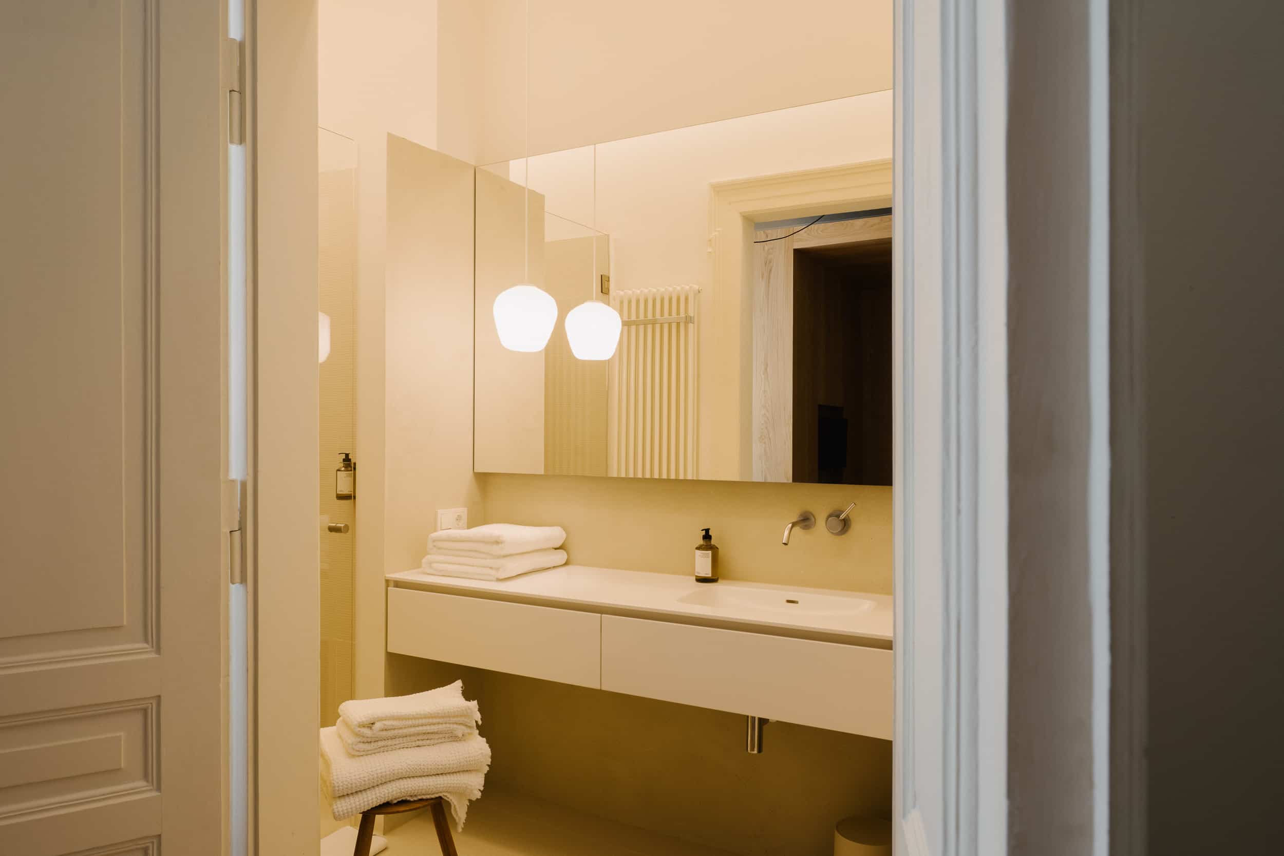 Blick ins Badezimmer im BnB Das Edith