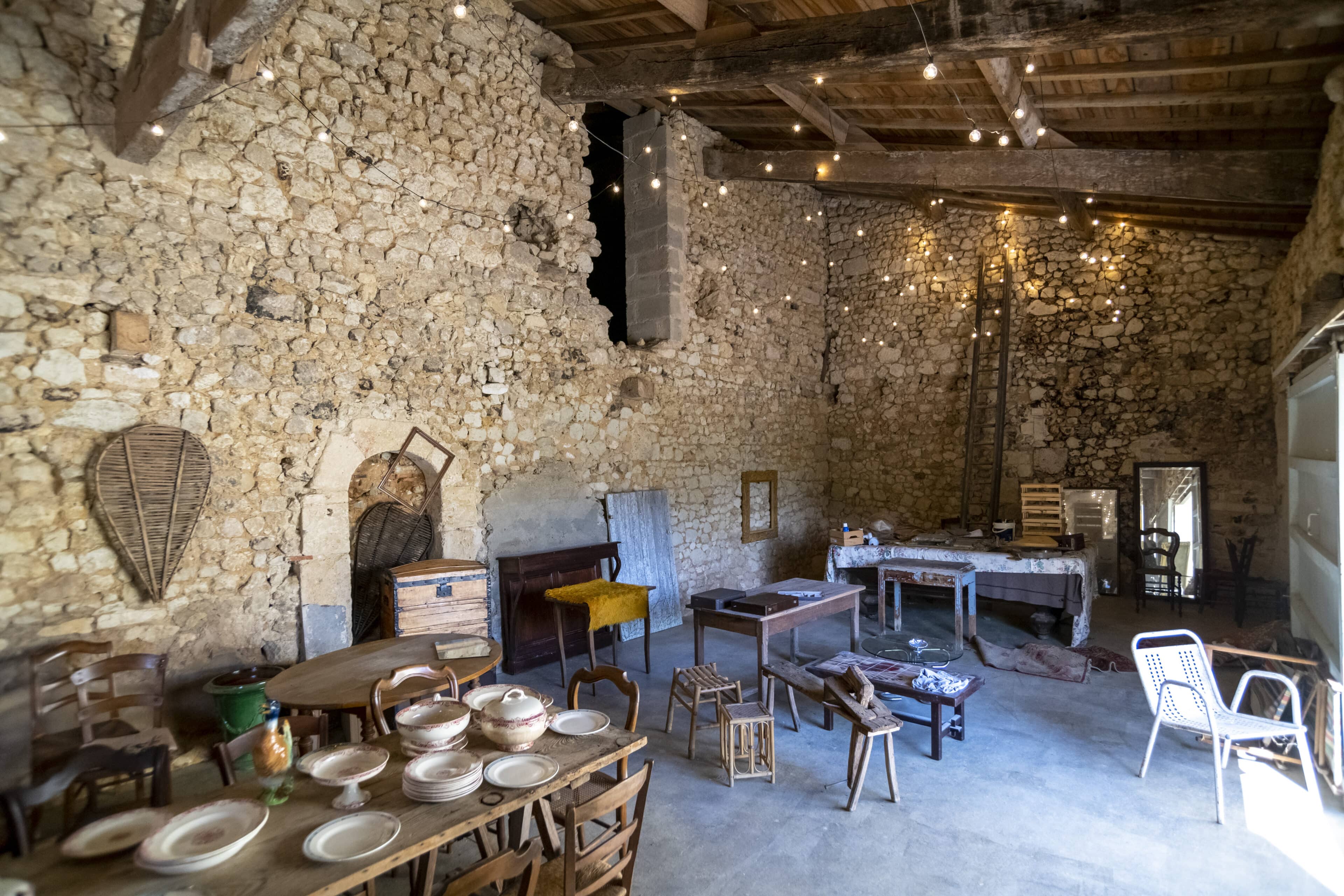 Scheune mit vielen Fundstücken