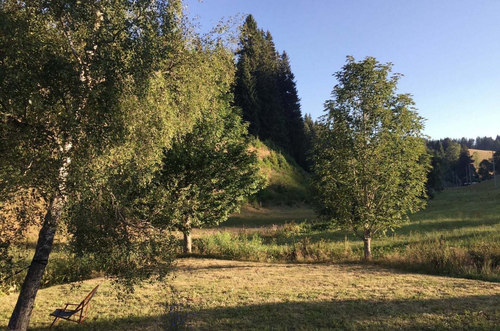 hügeliger Garten am Seilerhansenhof
