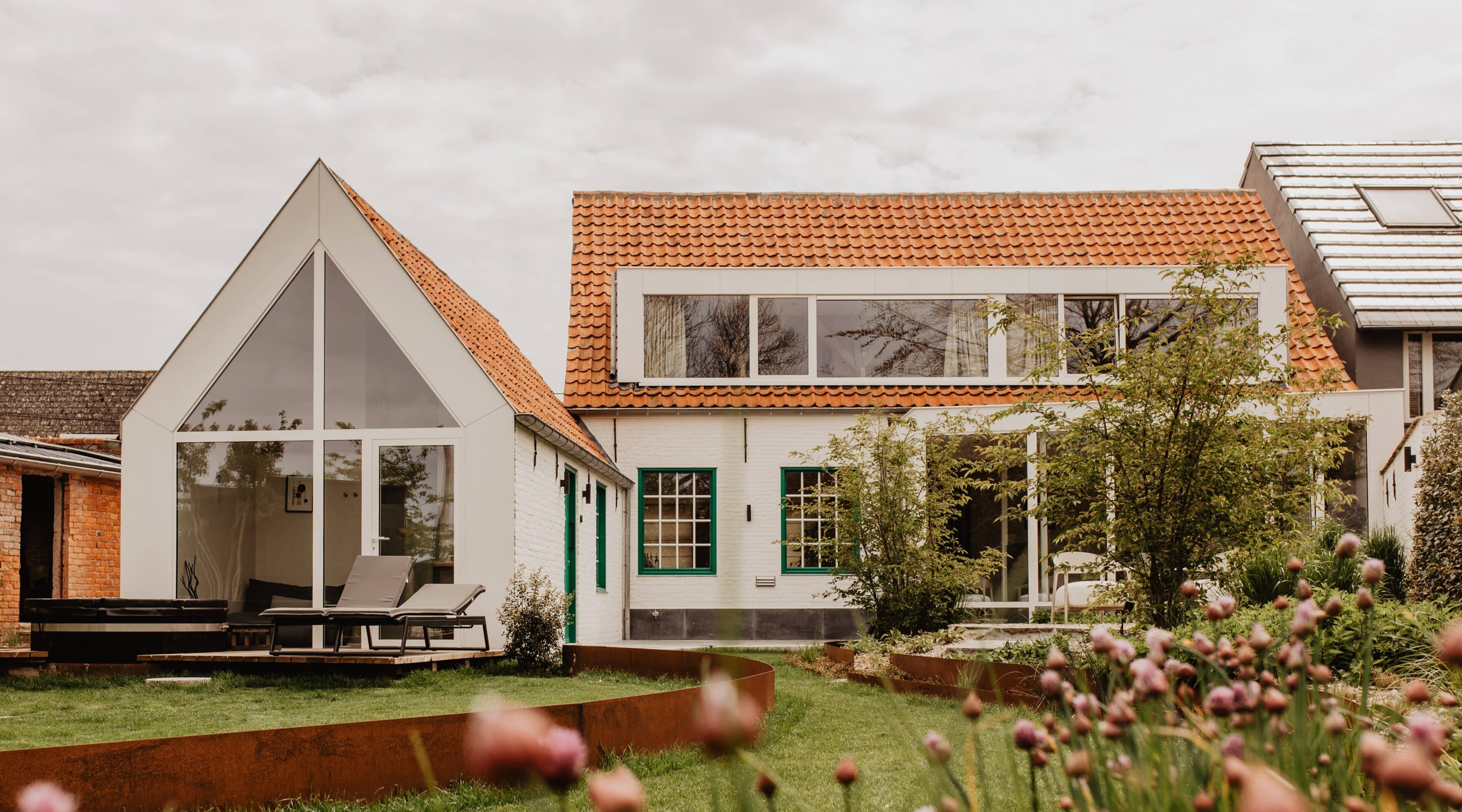 Außenansicht mit Garten Rückseite des Stil 1827