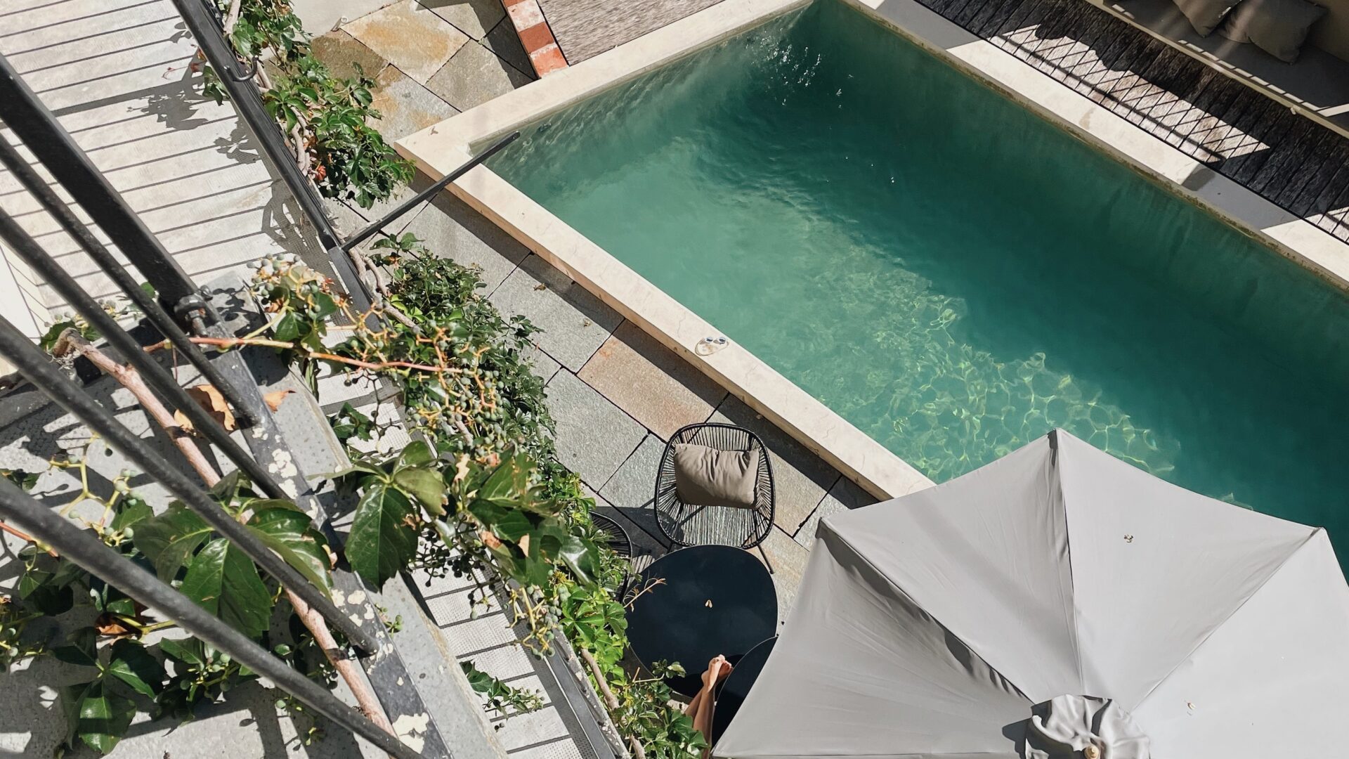 Pool im Ferienhaus Castello, Serafina