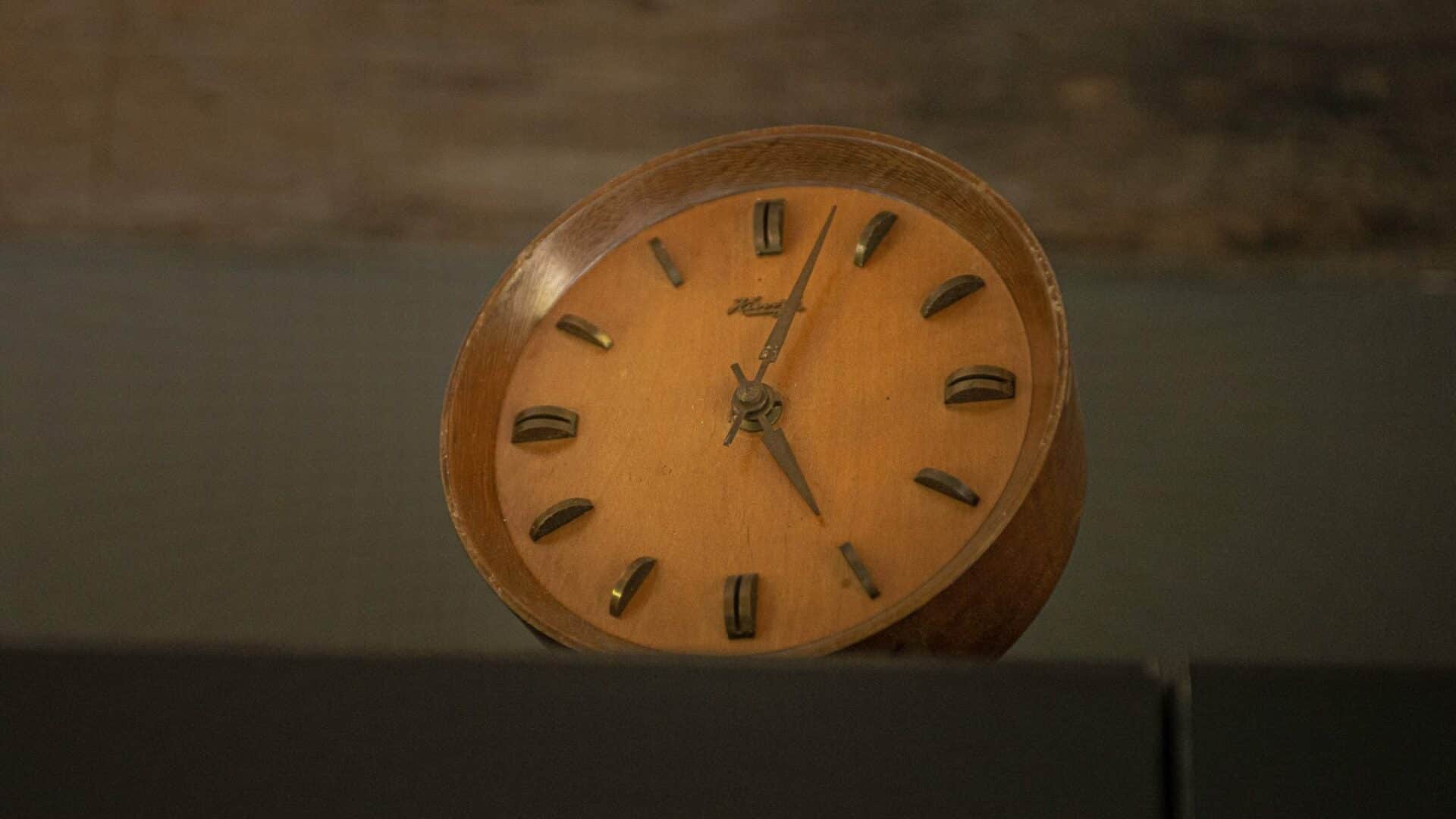 Altes Schulhaus_Uhr