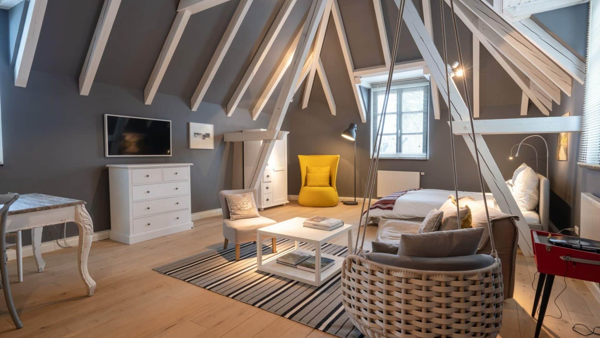 BZ_Living_Bedroom1