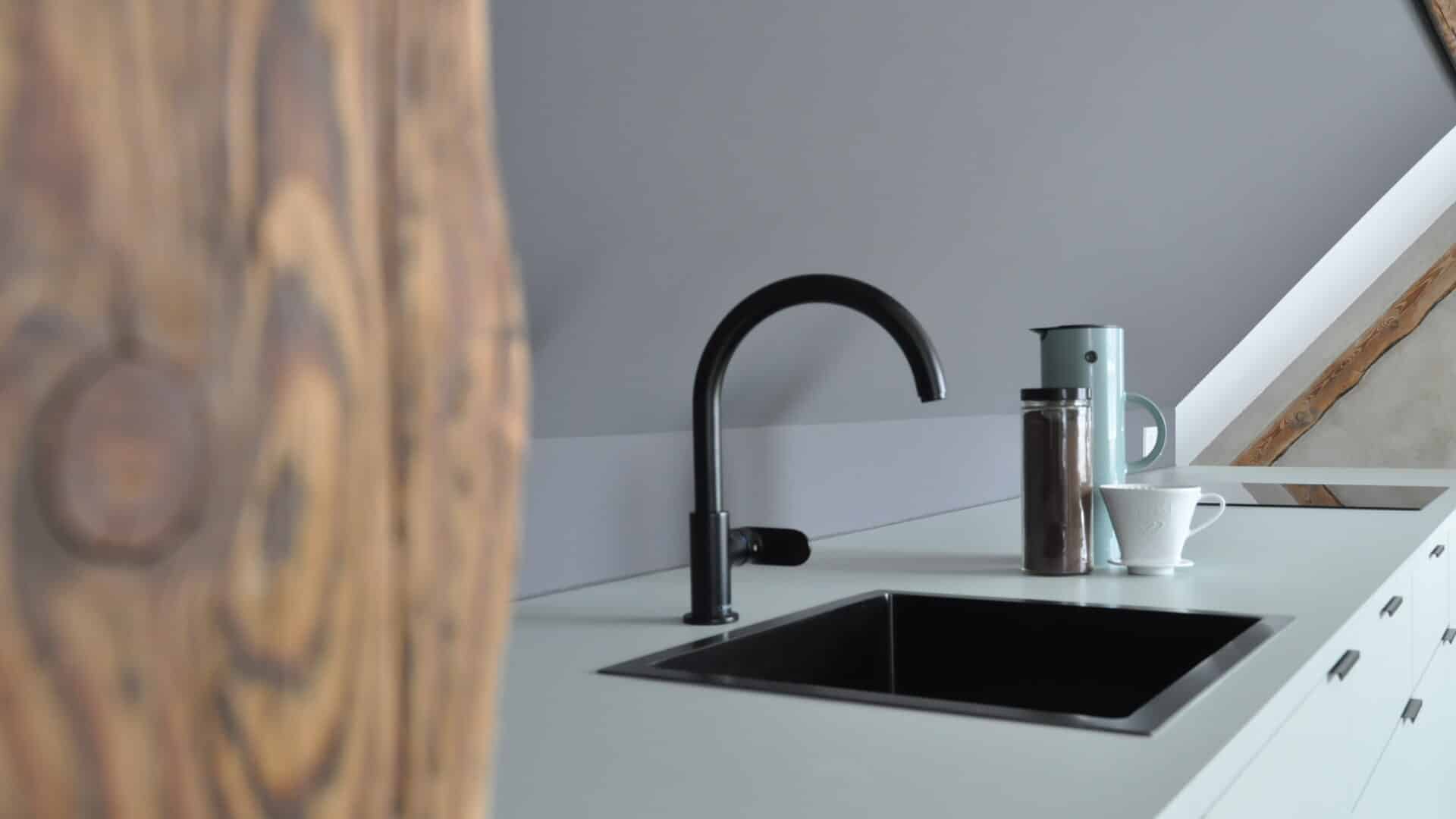 Waschbecken in der Küche des Schockelgaul