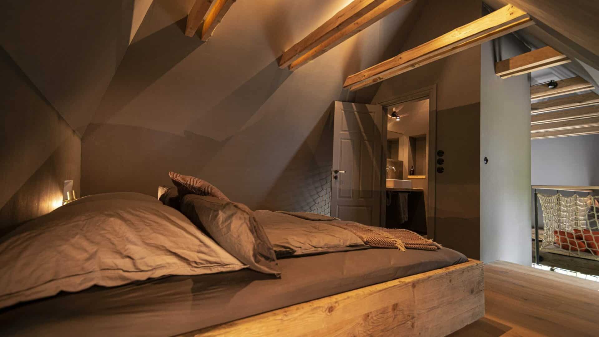 Altes Schulhaus_Schlafzimmer oben