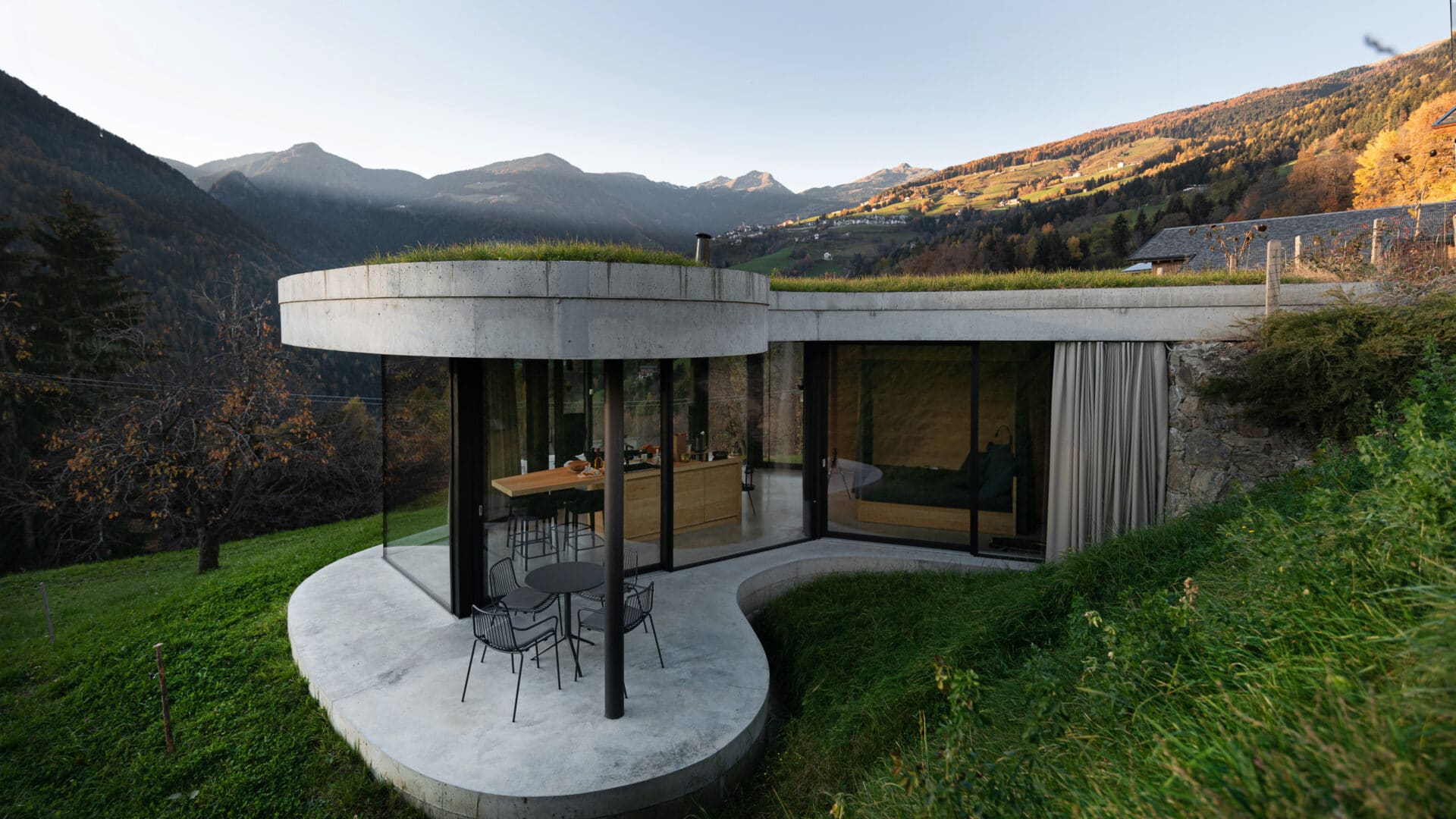 Blick aufs Haus und die Umgebung des Gästehaus Freiform
