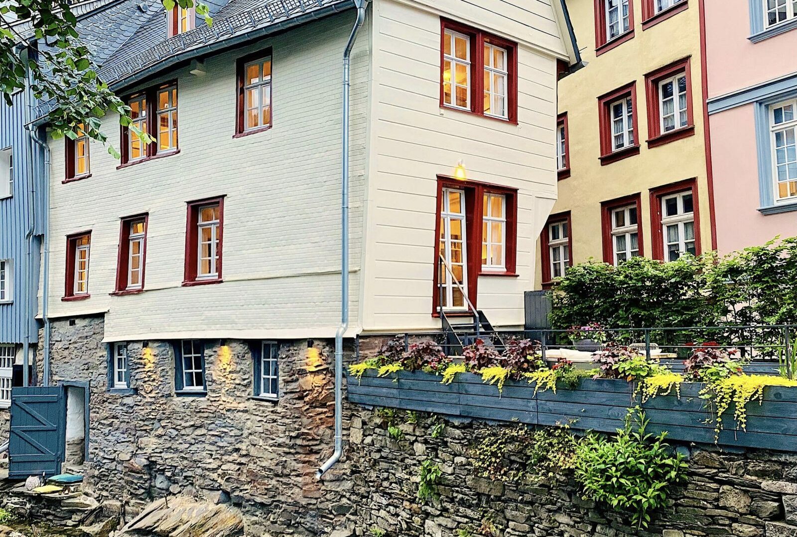 Auszeit, Ferienhaus, Fachwerkhaus, Monschau, Eifel, Design-Ferienhaus, Boutique-Hotel, Ferienunterkunft, Ferienwohnung, Architektur, Architektenhaus