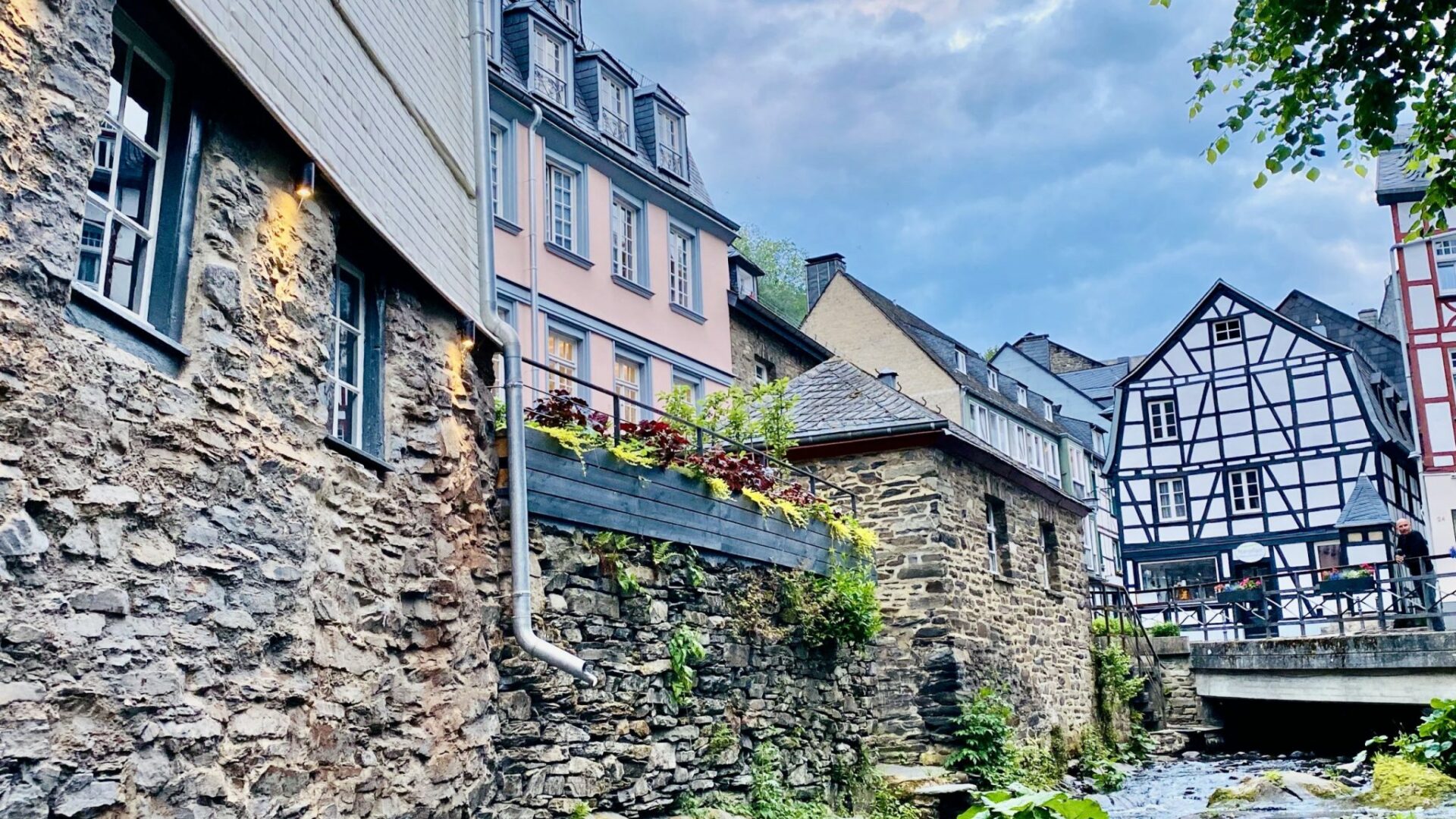 Auszeit, Ferienhaus, Fachwerkhaus, Monschau, Eifel, Design-Ferienhaus, Boutique-Hotel, Ferienunterkunft, Ferienwohnung, Architektur, Architektenhaus