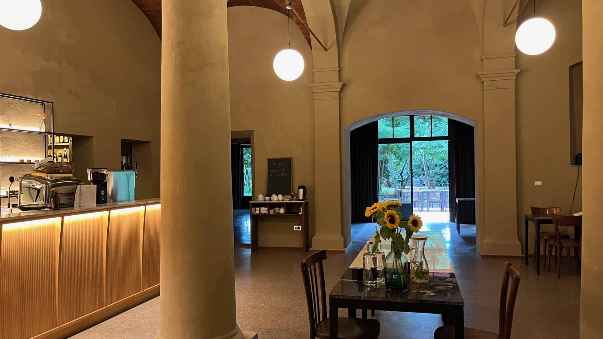 Bar und Restaurant im Palazzo