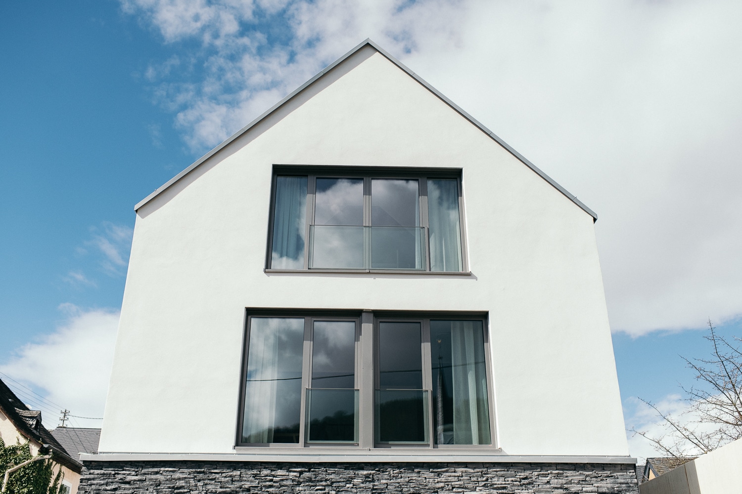 Design-Ferienwohnung, Mosel, moderne Architektur, Ferienhaus für Großfamilien Ferienhaus für Gruppen, Ferienhaus am Fluss, Ferienhaus am Wasser, Moselle region, Moselregion