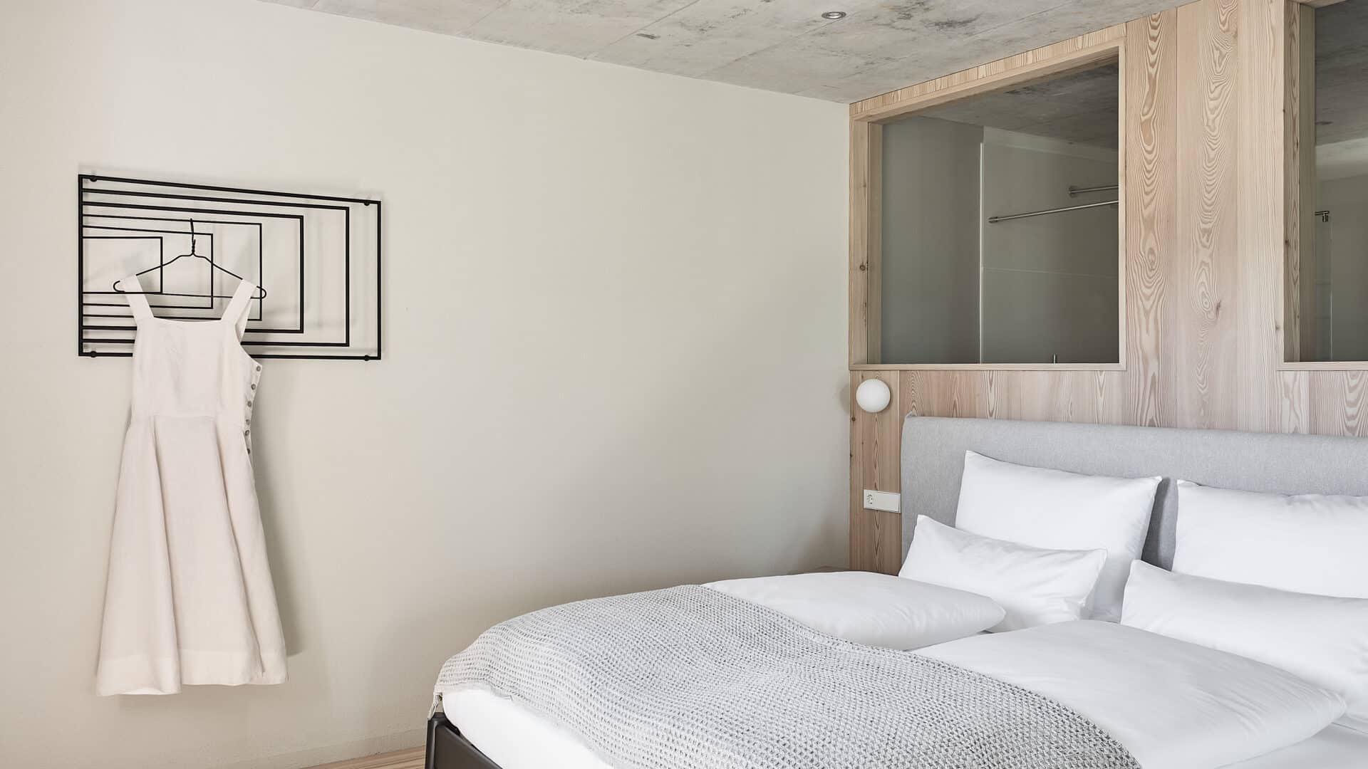 Doppelbett im Refugium Rochus