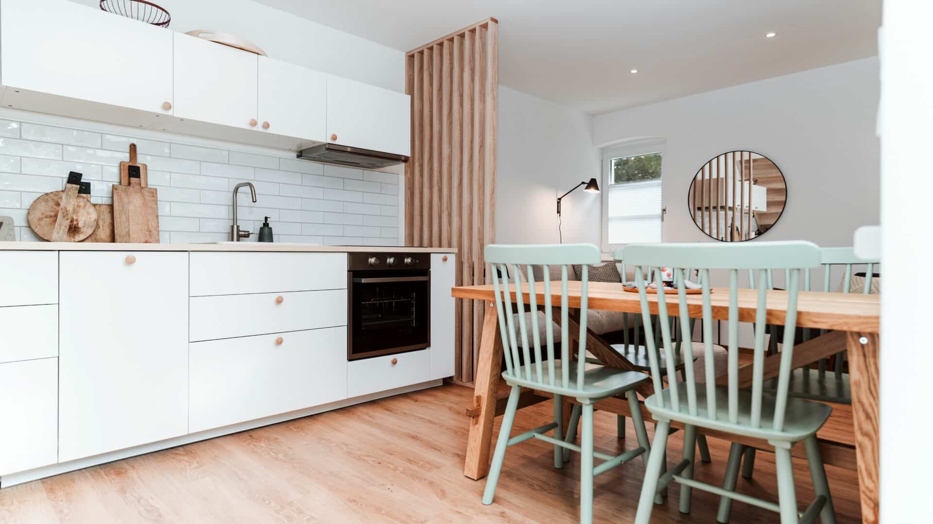 Küche mit Esstisch im Spreewaldhaus