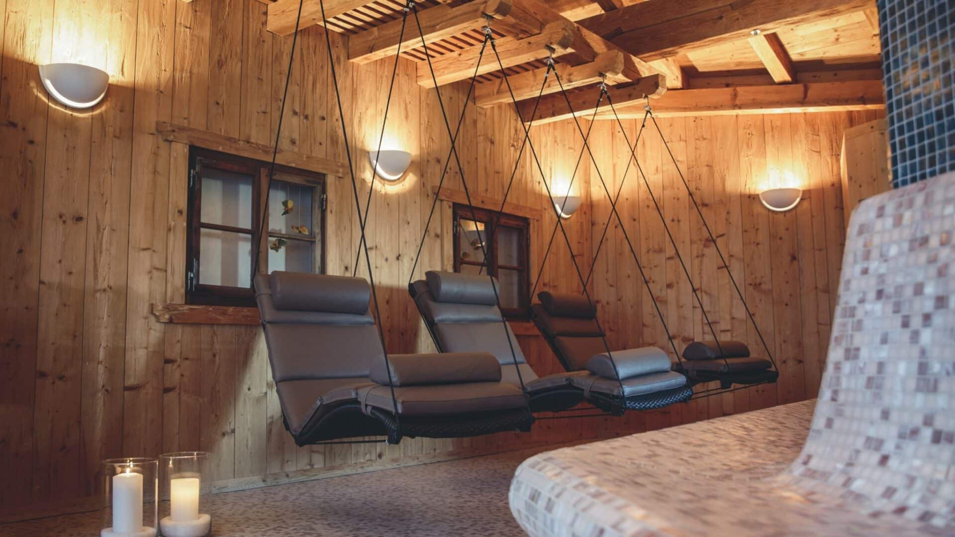 Gourmet- und Boutiquehotel Tanzer, Berge, Italien, Südtirol, Gaut Millau, Food Hotel, Design, moderne Architektur